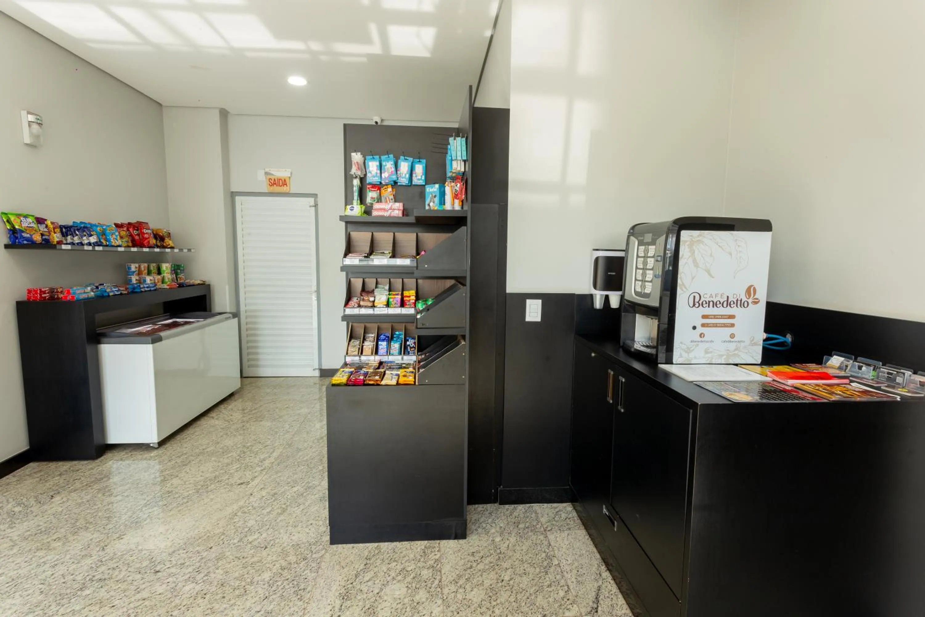 Food and drinks in Hiber Hotel - Acesso a Chapecó