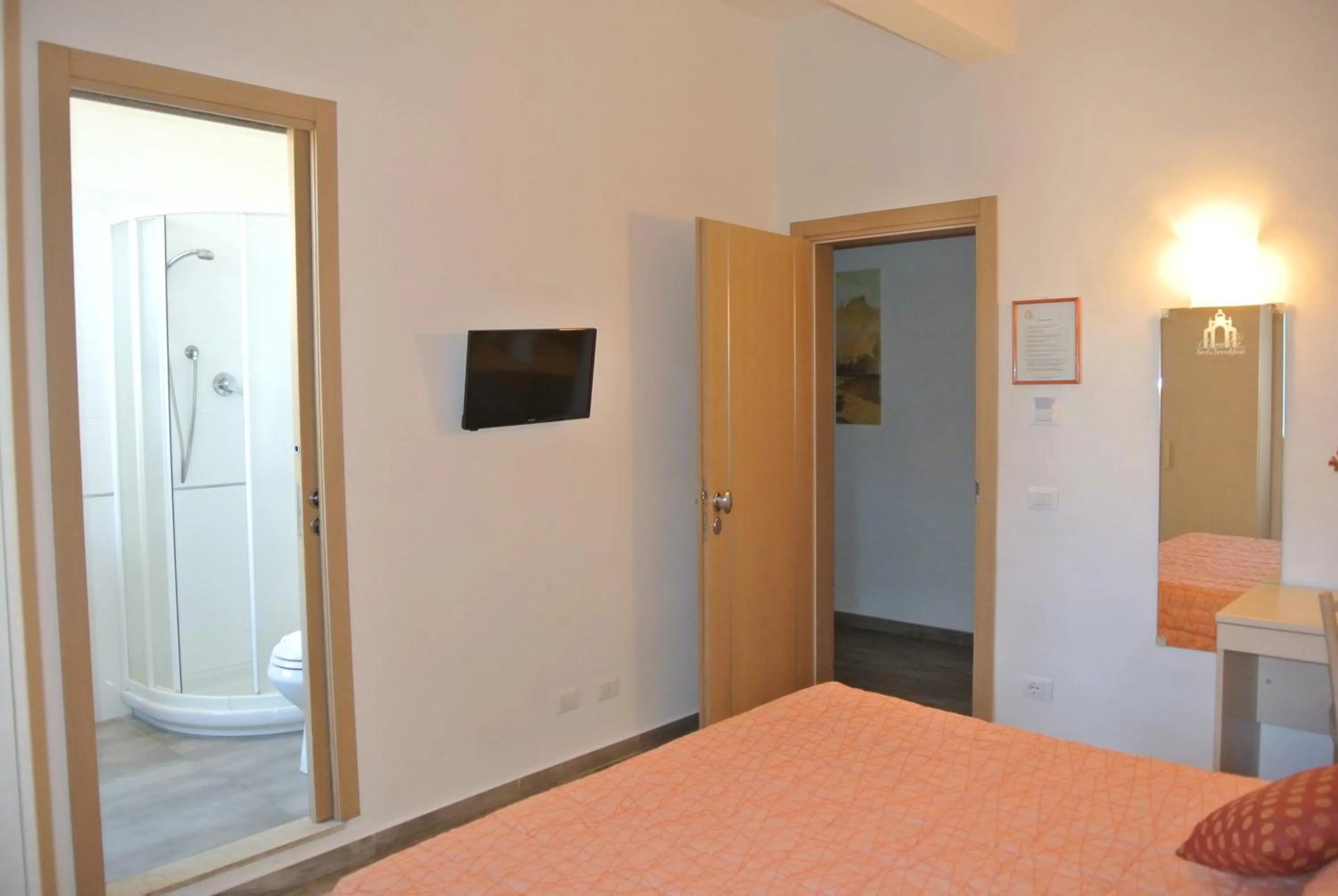 Bed in Bed & Breakfast Camollia