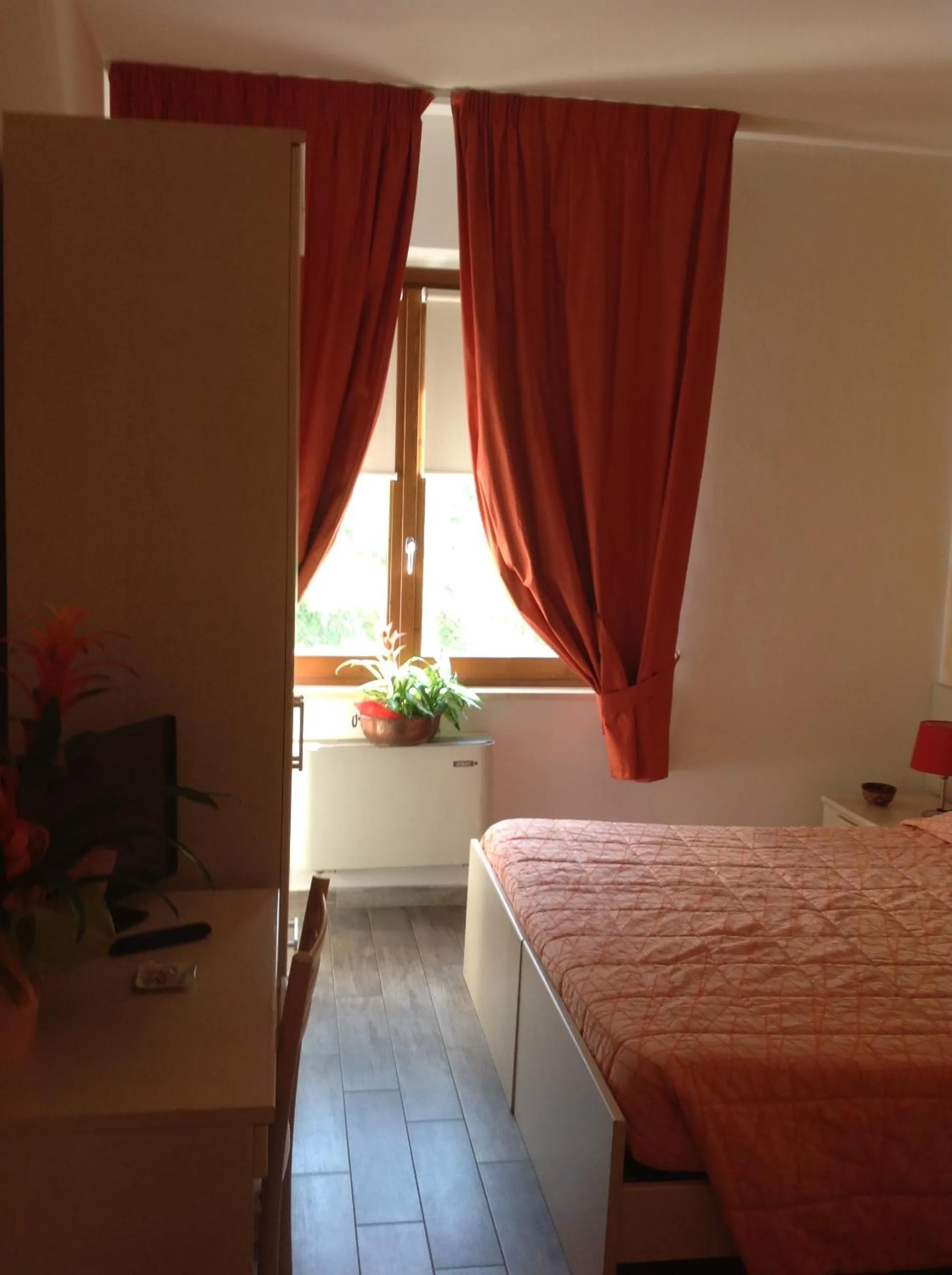 Photo of the whole room, Bed in Bed & Breakfast Camollia