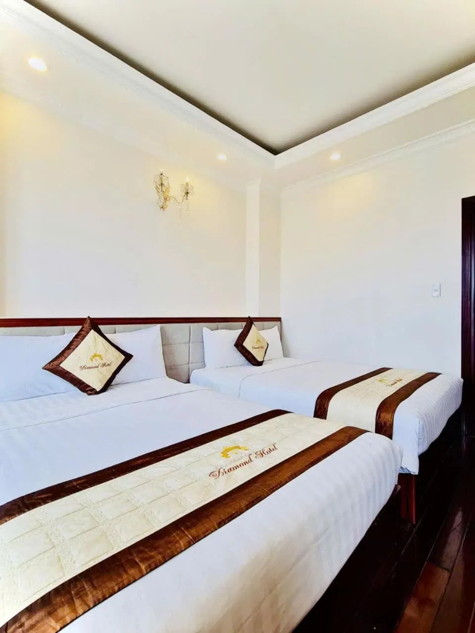 Bed in Diamond Hotel