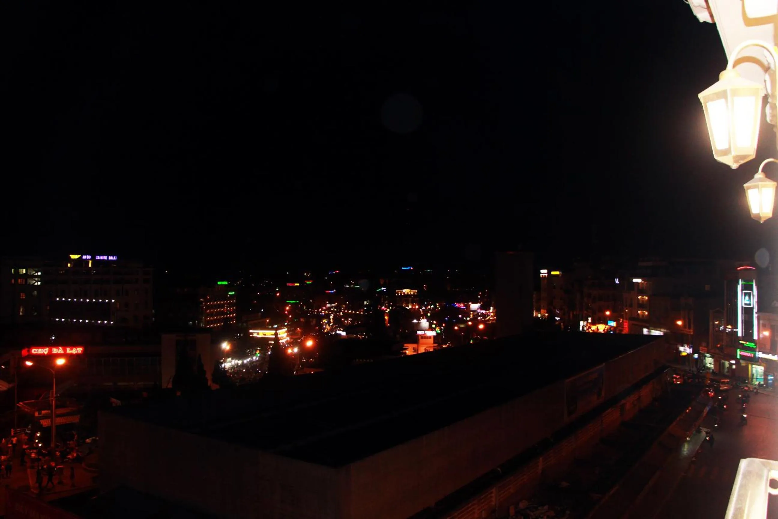 Night in Diamond Hotel