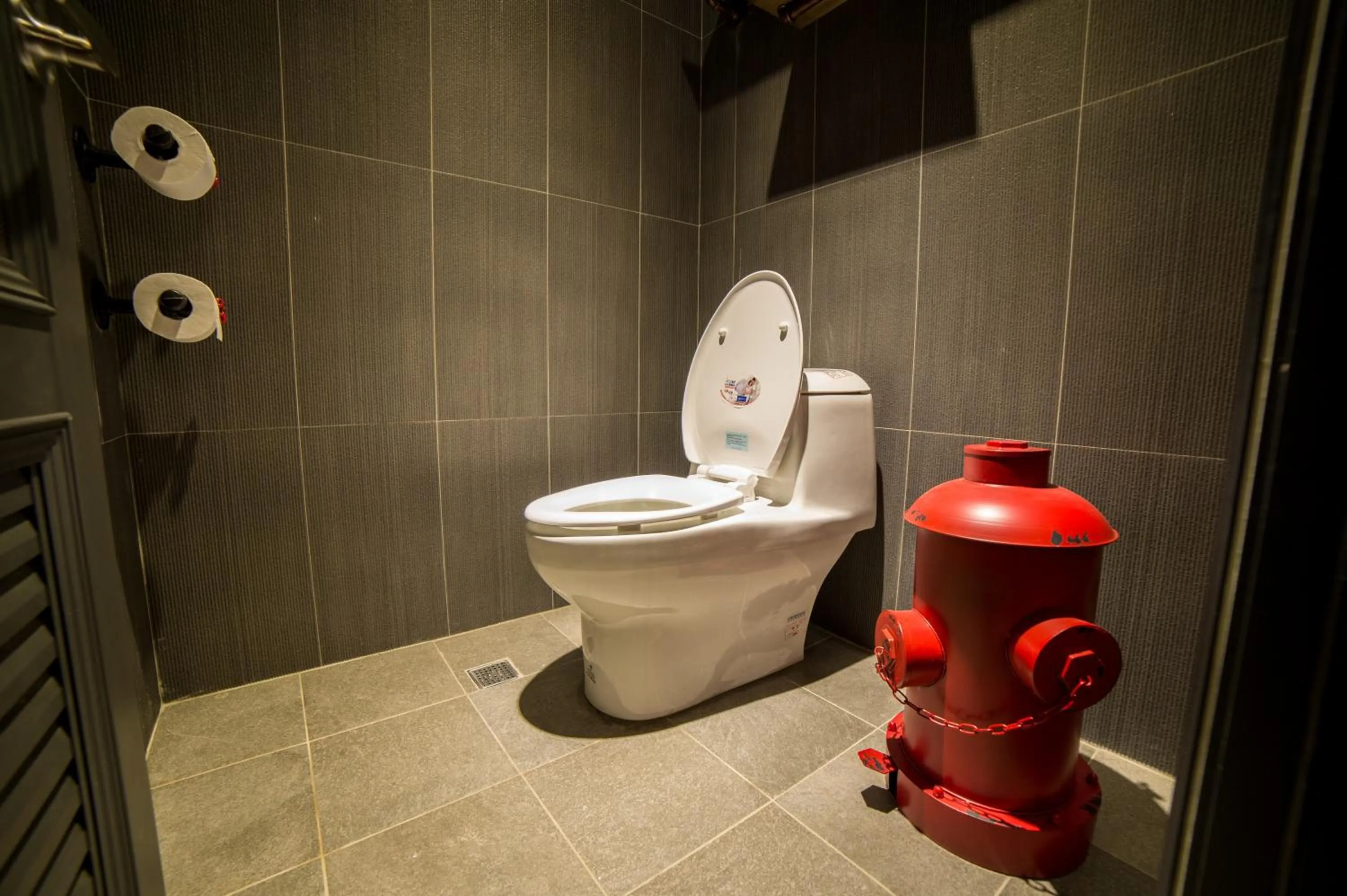 Toilet in Just Walk Backpacker Hostel