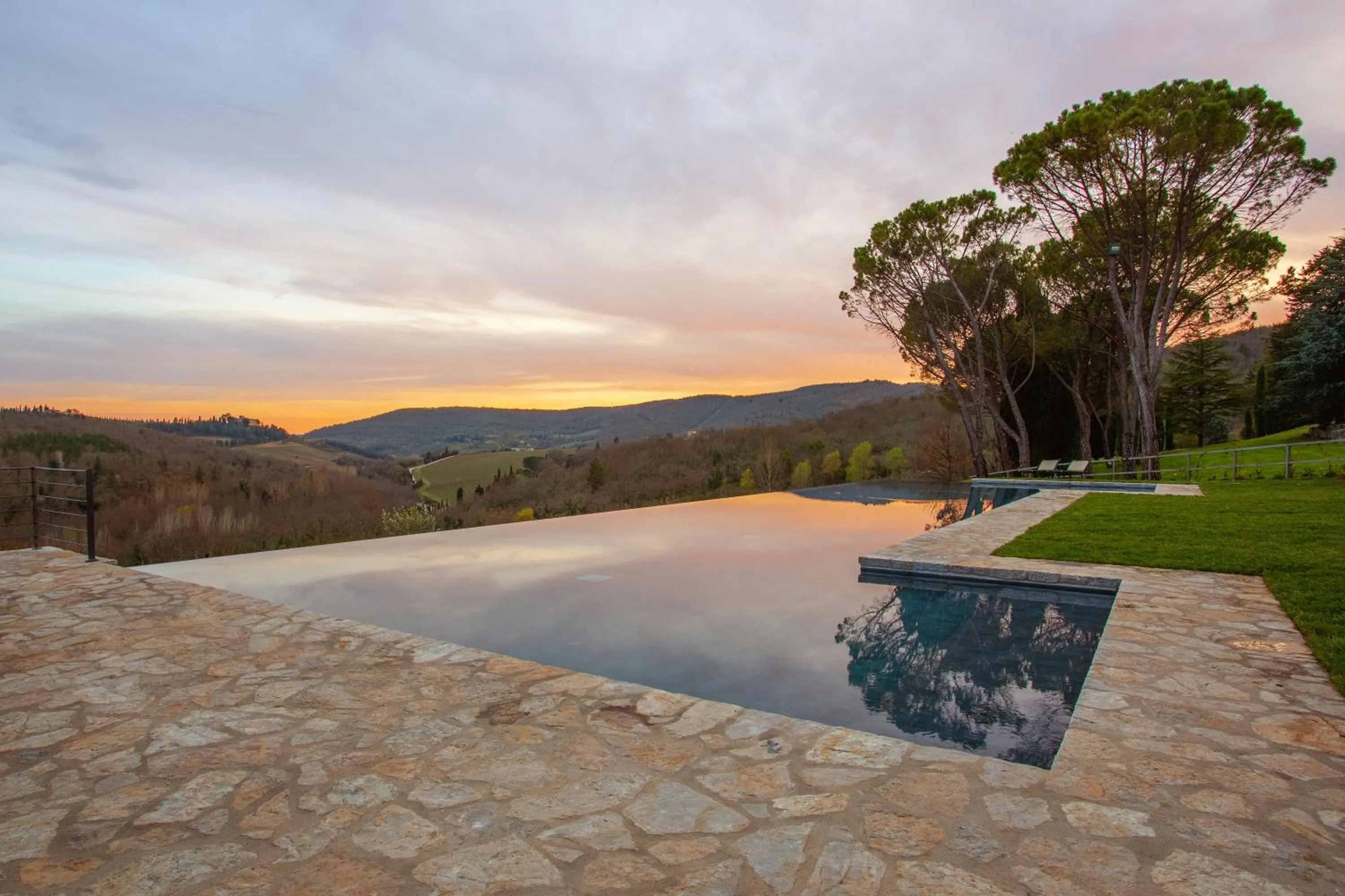 Swimming pool in Castello di Spaltenna Exclusive Resort & Spa