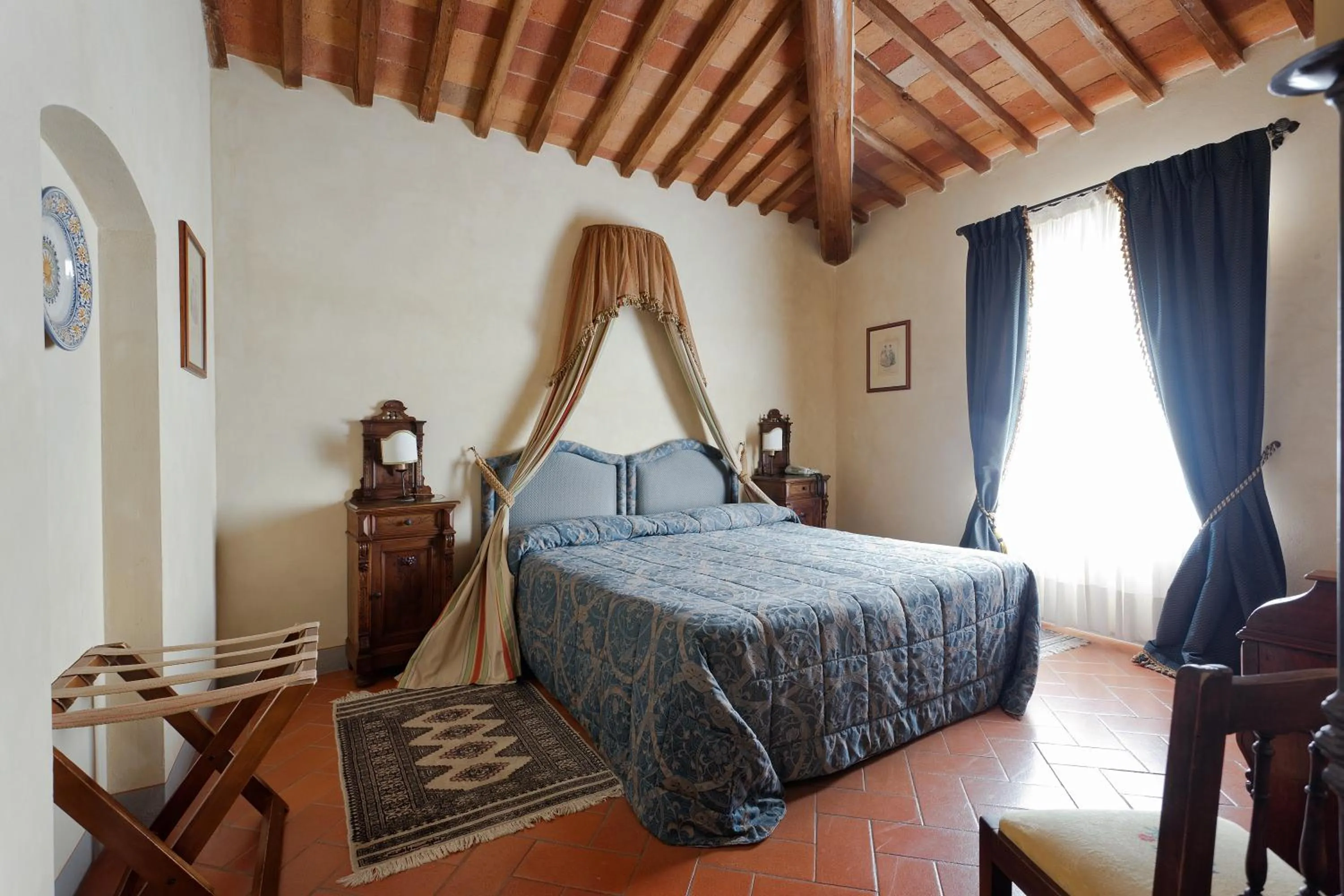 Photo of the whole room, Bed in Castello di Spaltenna Exclusive Resort & Spa