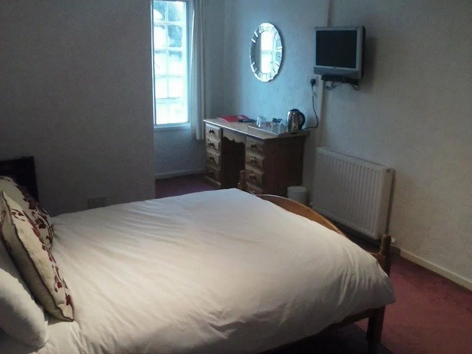 Bedroom, Bed in Lochgair Hotel
