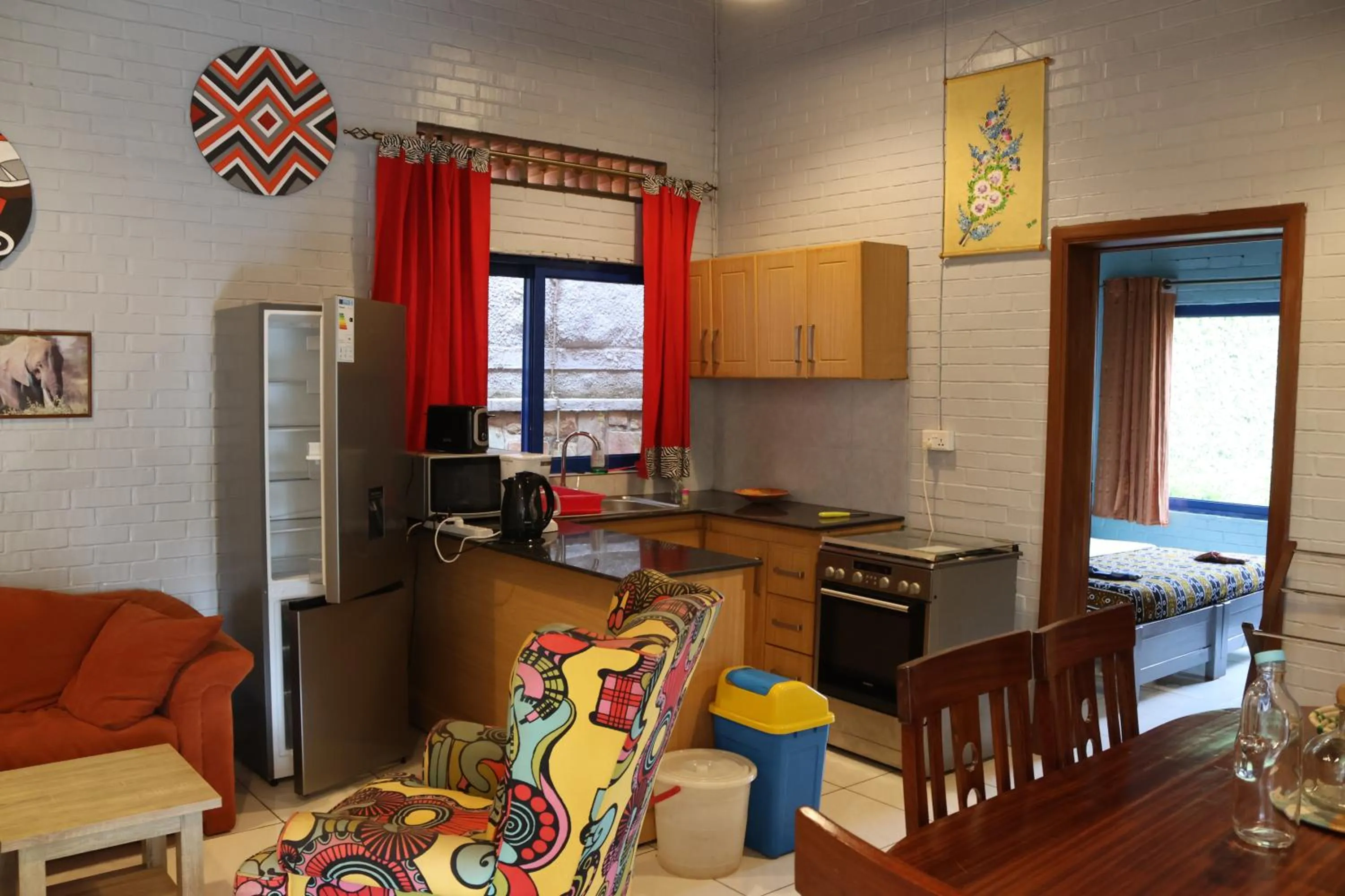 Kitchen or kitchenette in Umusambi B&B