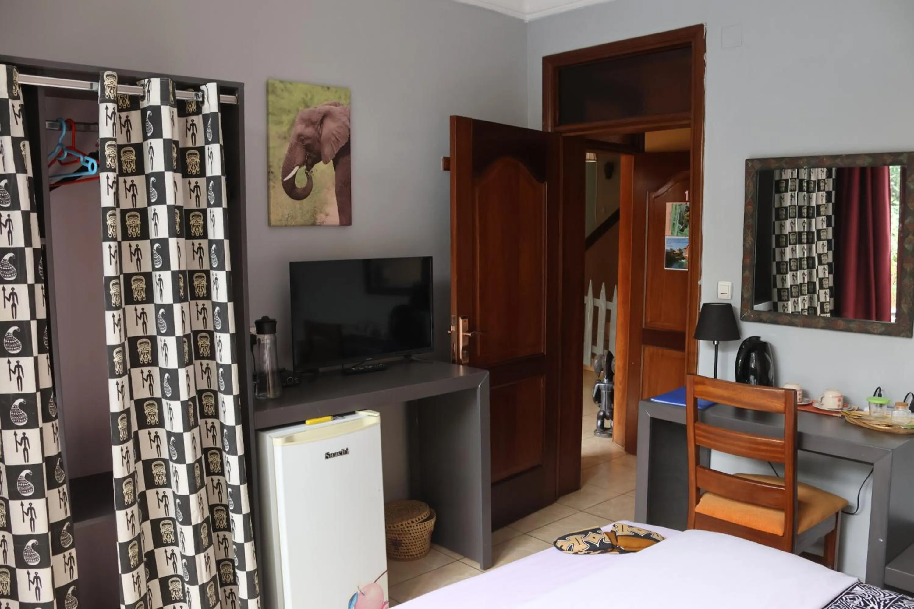 Photo of the whole room, Bed in Umusambi B&B