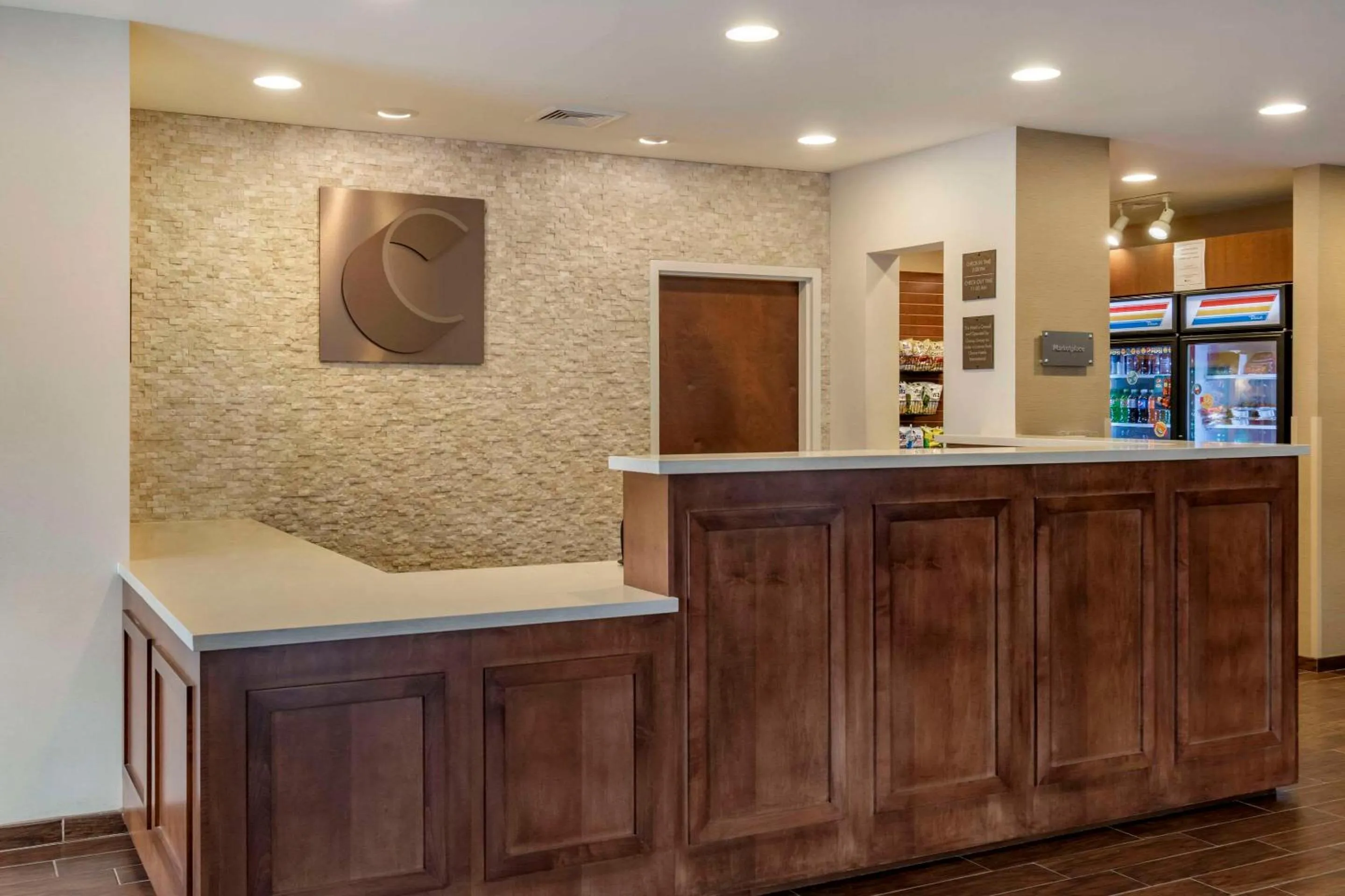 Lobby or reception in Comfort Suites Manheim - Lancaster