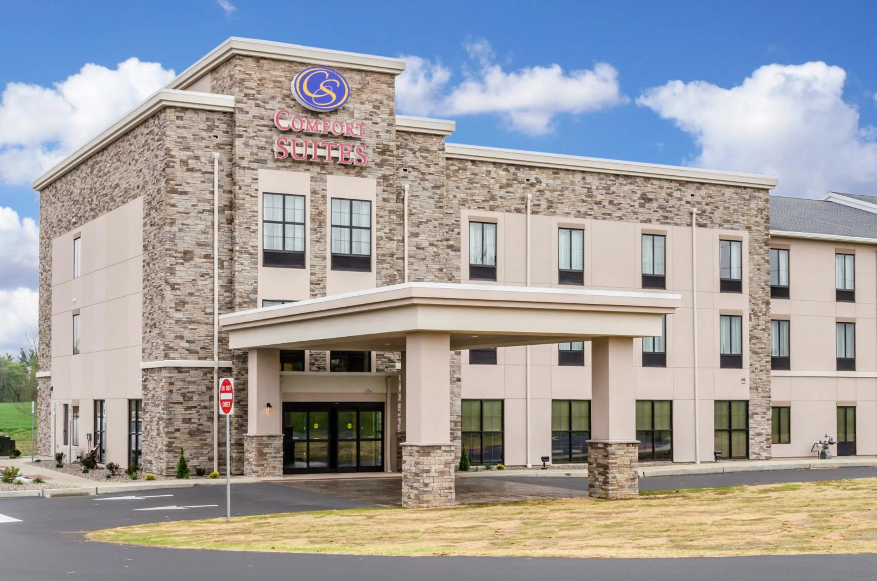 Property building in Comfort Suites Manheim - Lancaster