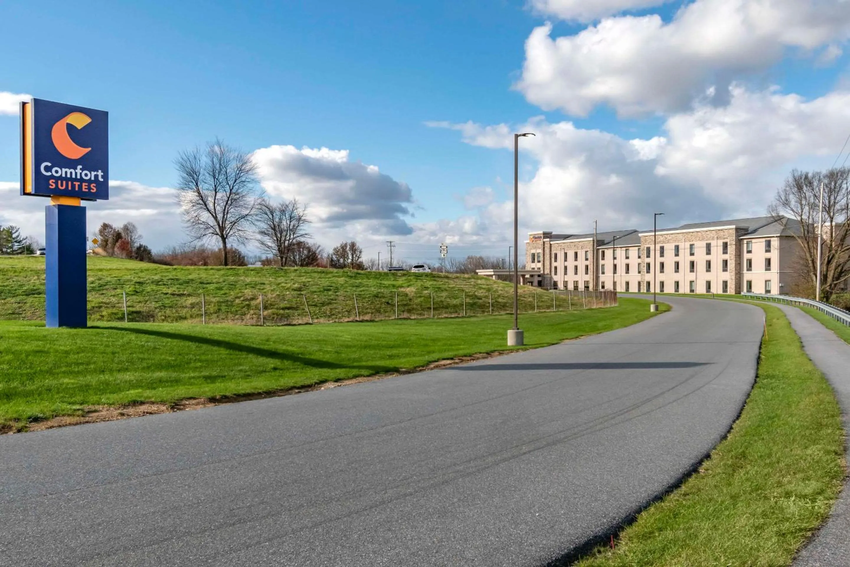 Property building in Comfort Suites Manheim - Lancaster