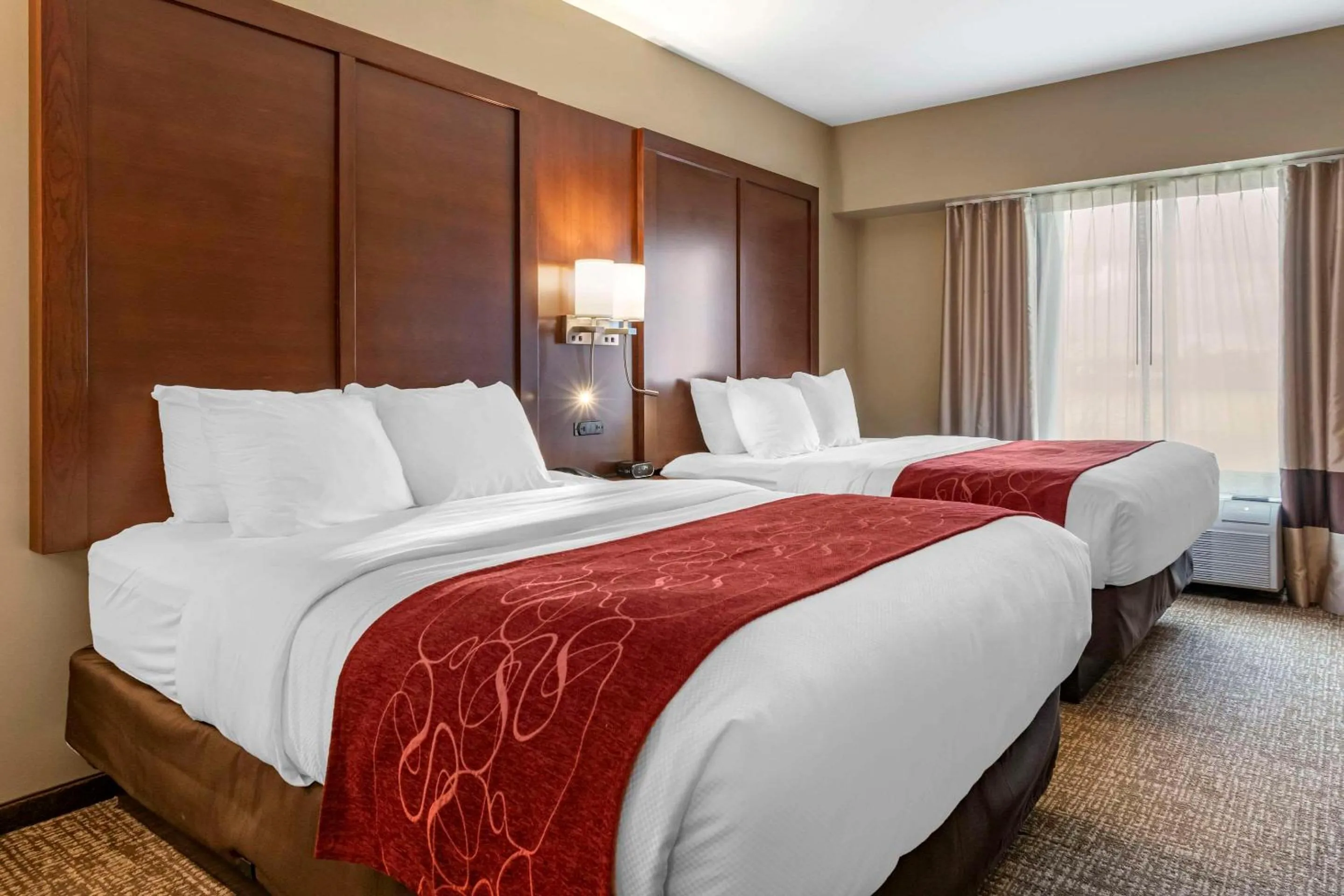 Bedroom, Bed in Comfort Suites Manheim - Lancaster