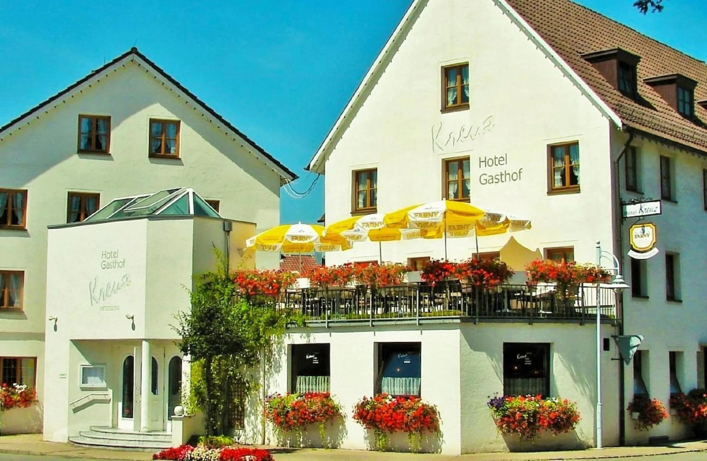 Property building in Hotel Gasthof Kreuz
