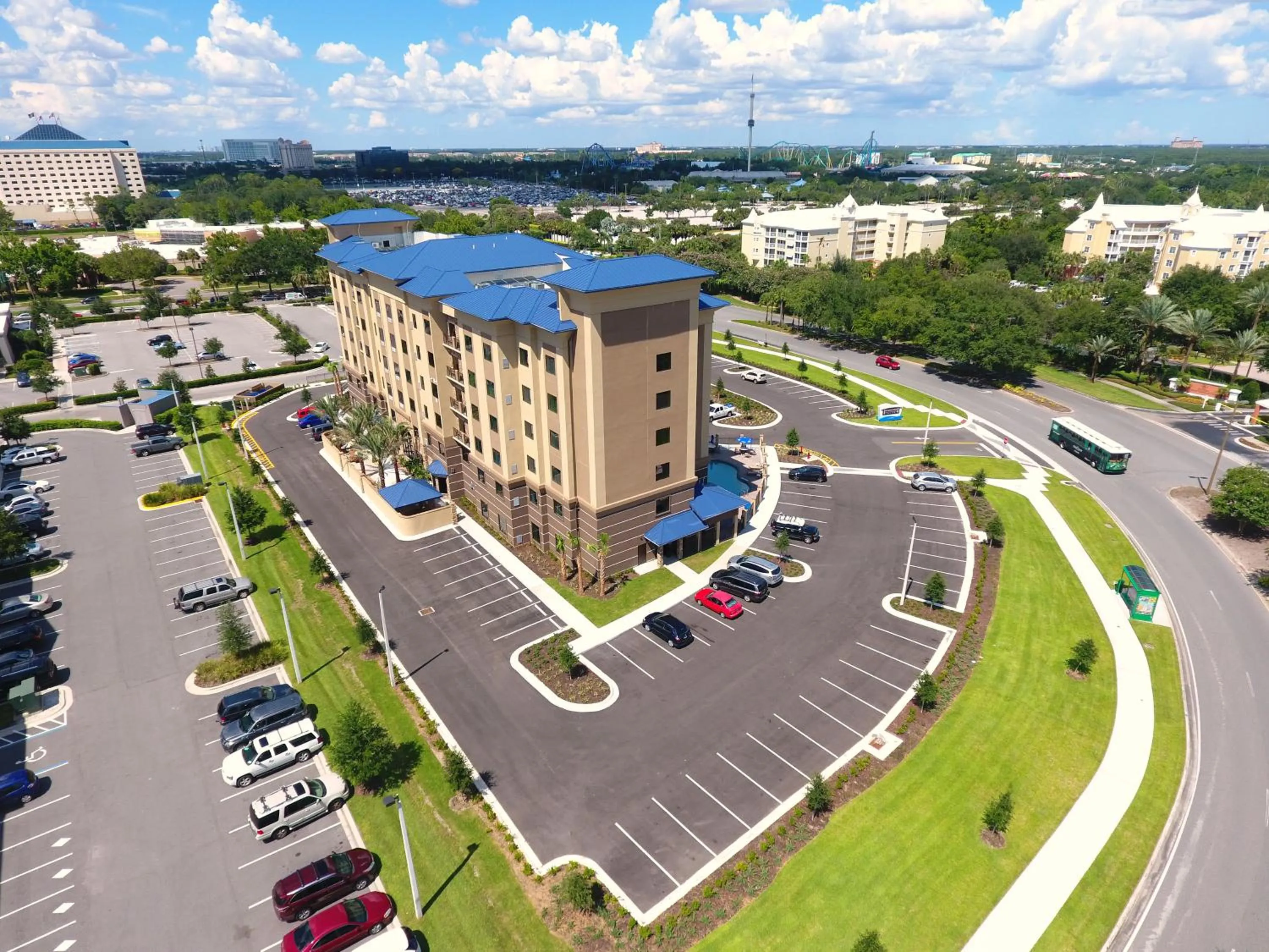 Property building in Staybridge Suites Orlando at SeaWorld by IHG - Free Breakfast & Shuttle to SeaWorld Parks
