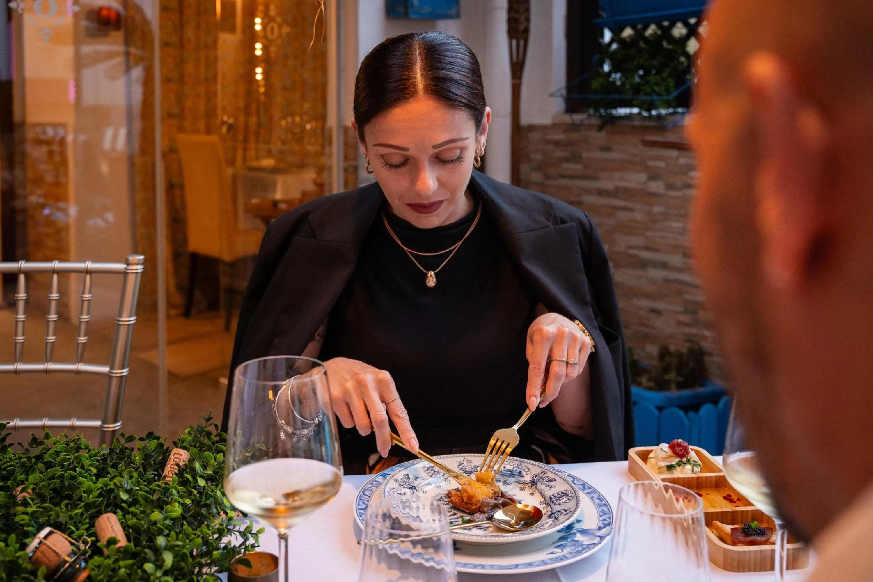 Opus One Luxury Guest House & Wine