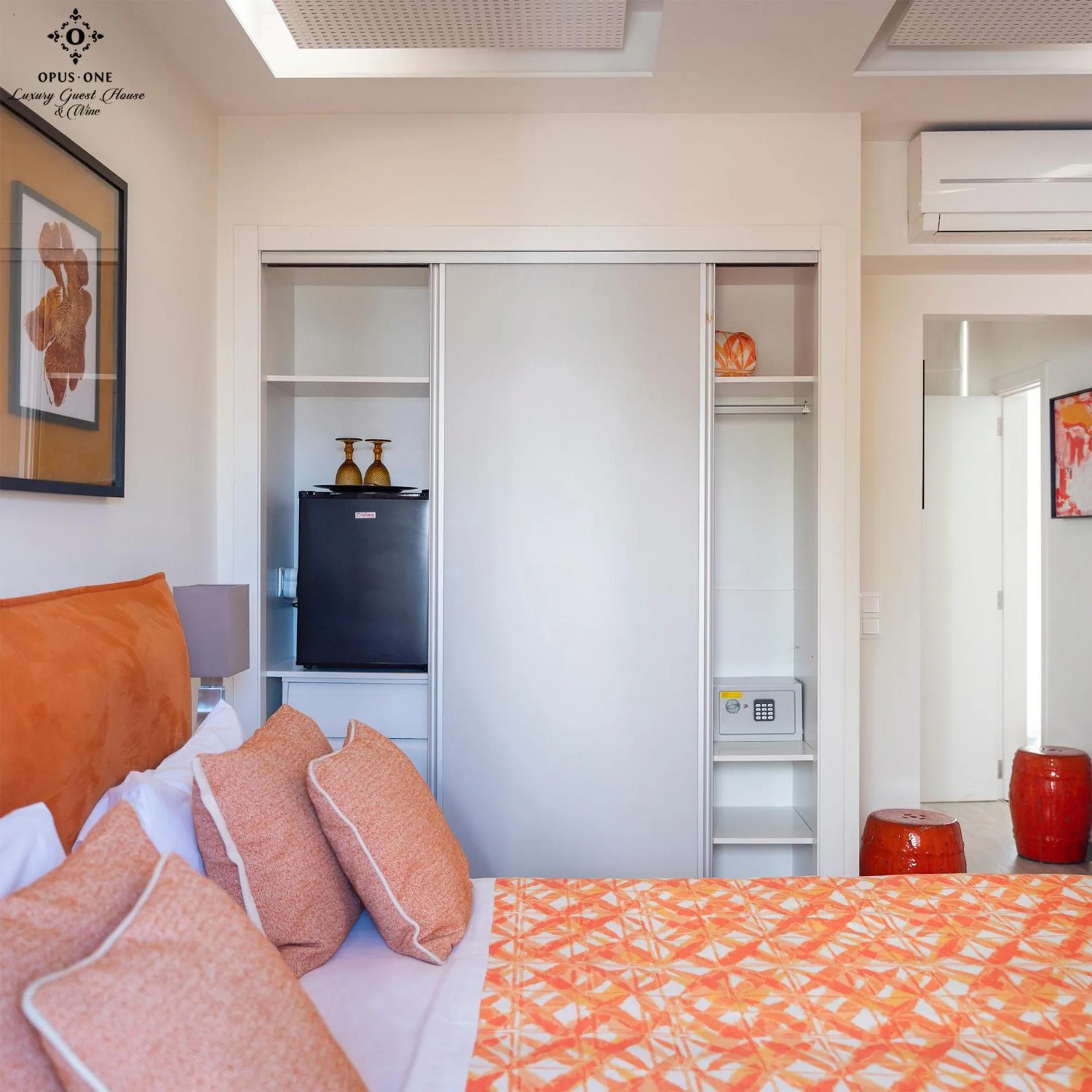 Opus One Luxury Guest House & Wine