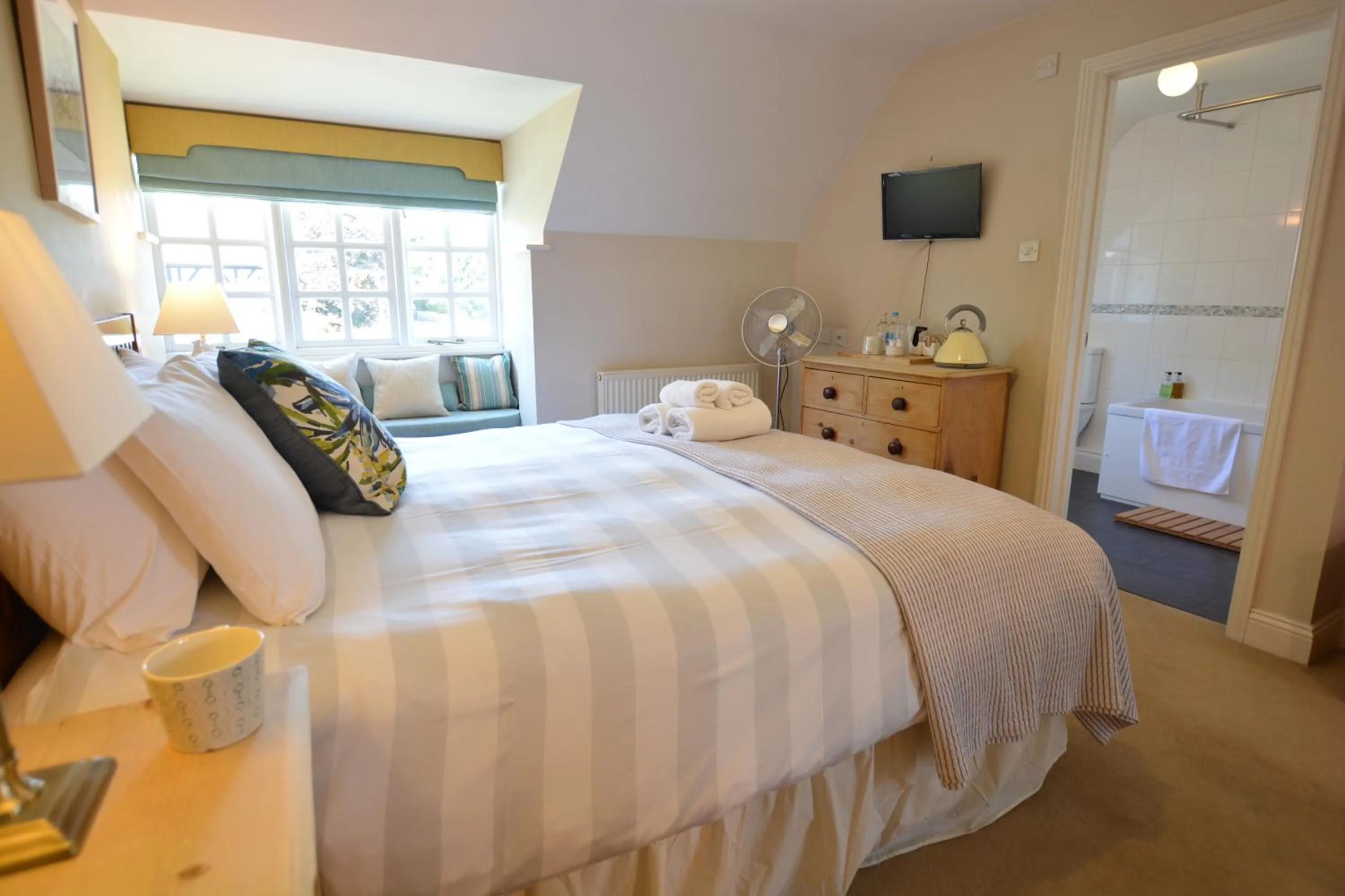 Bed in The Dolphin Inn