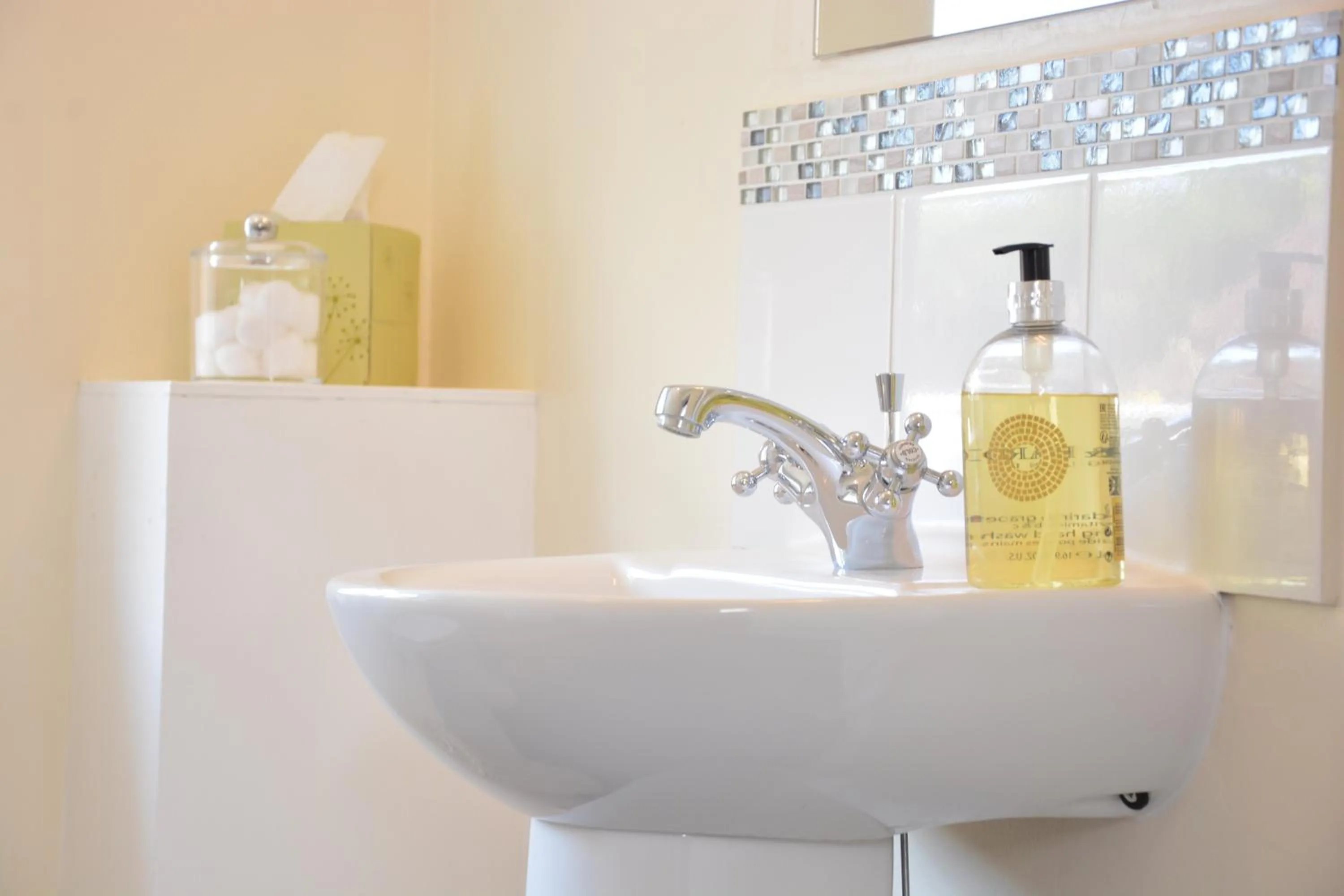 Bathroom in The Dolphin Inn