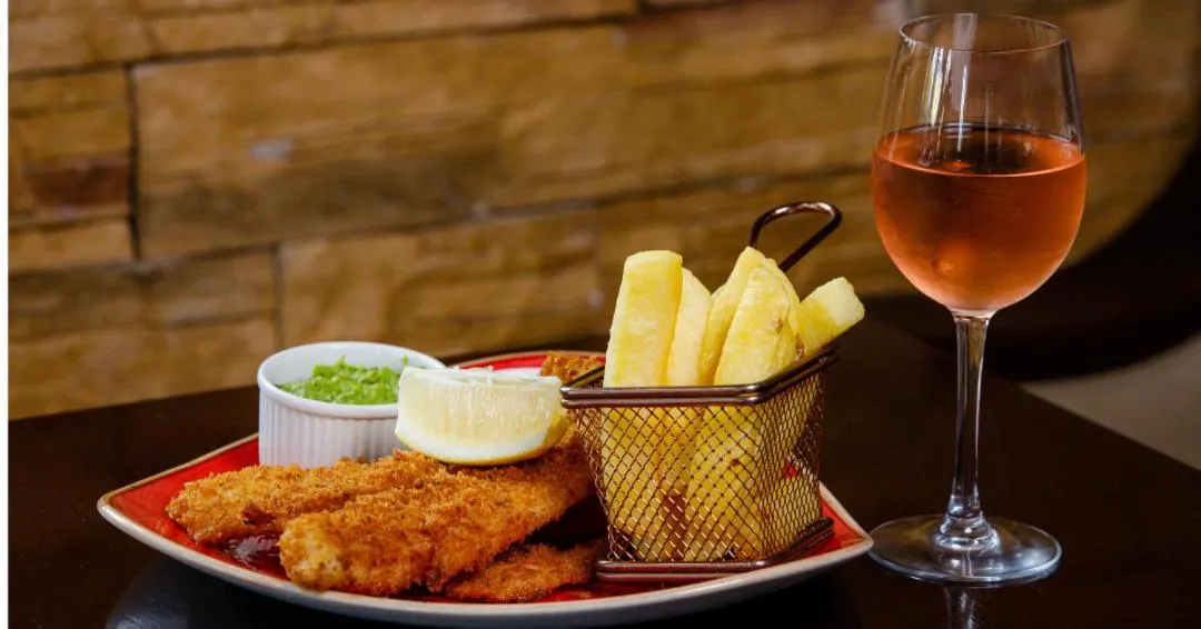 Restaurant/places to eat in Keenans Boutique Hotel