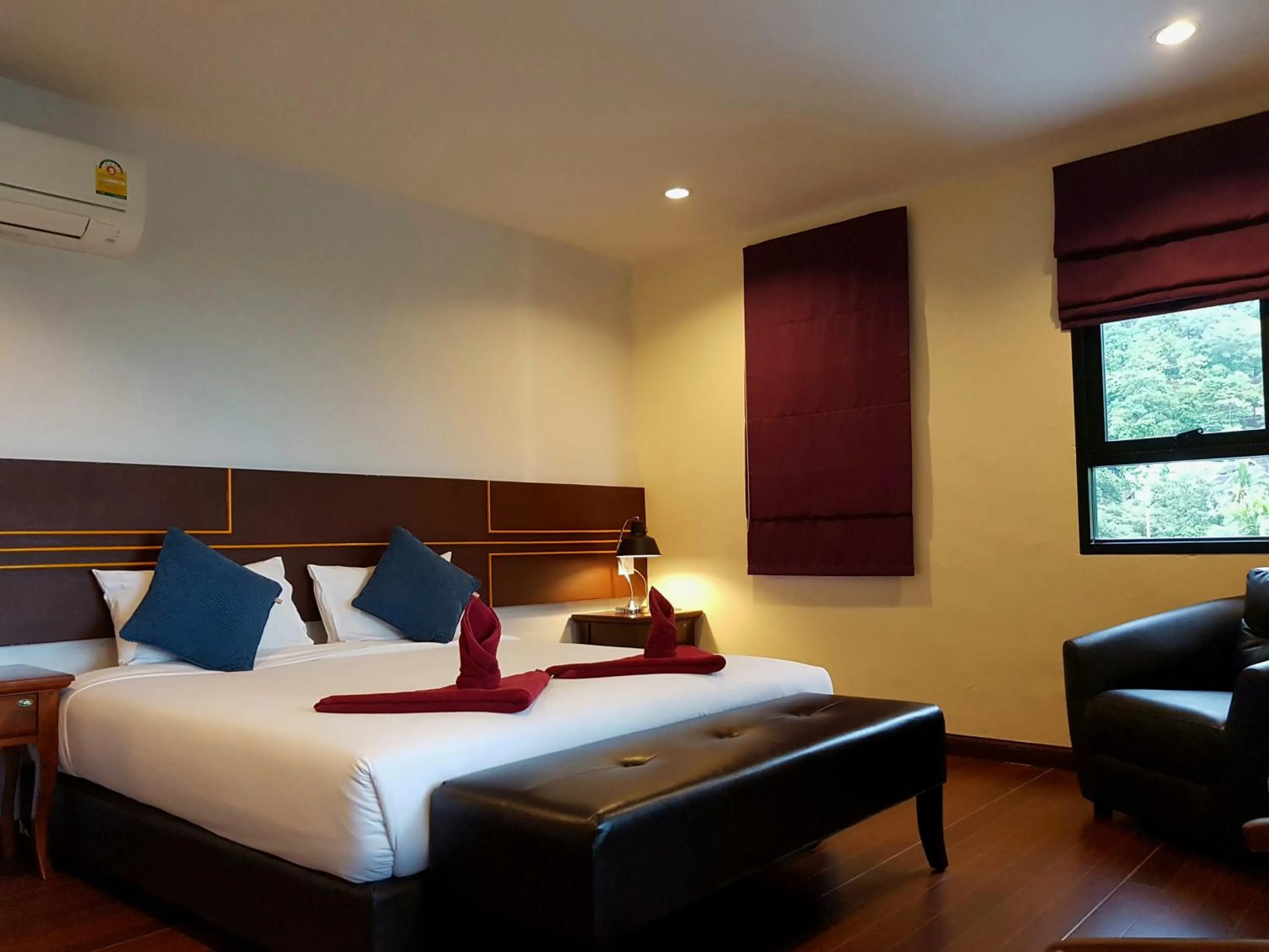 Bedroom, Bed in Balcony Villa