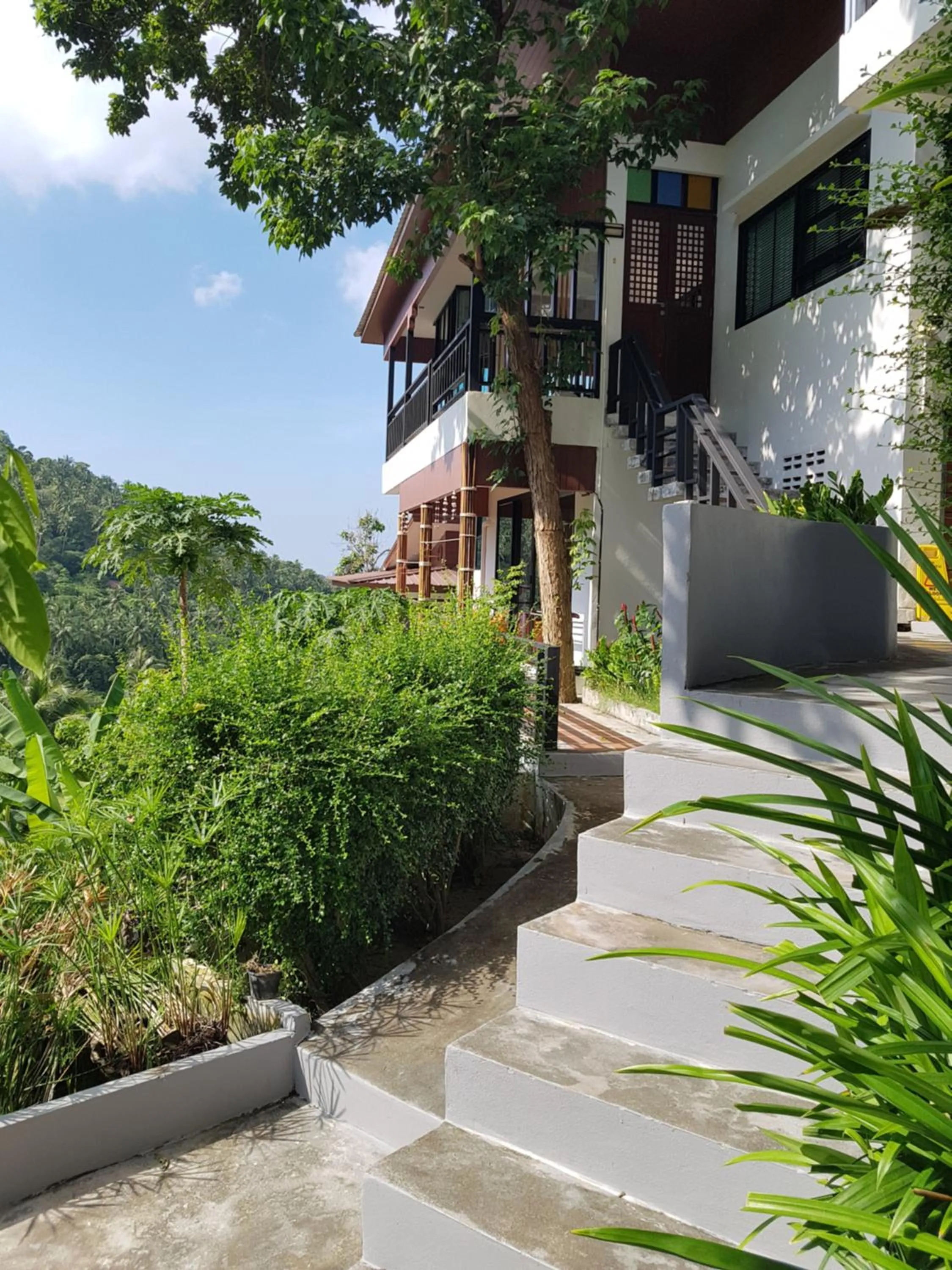 Facade/entrance in Balcony Villa