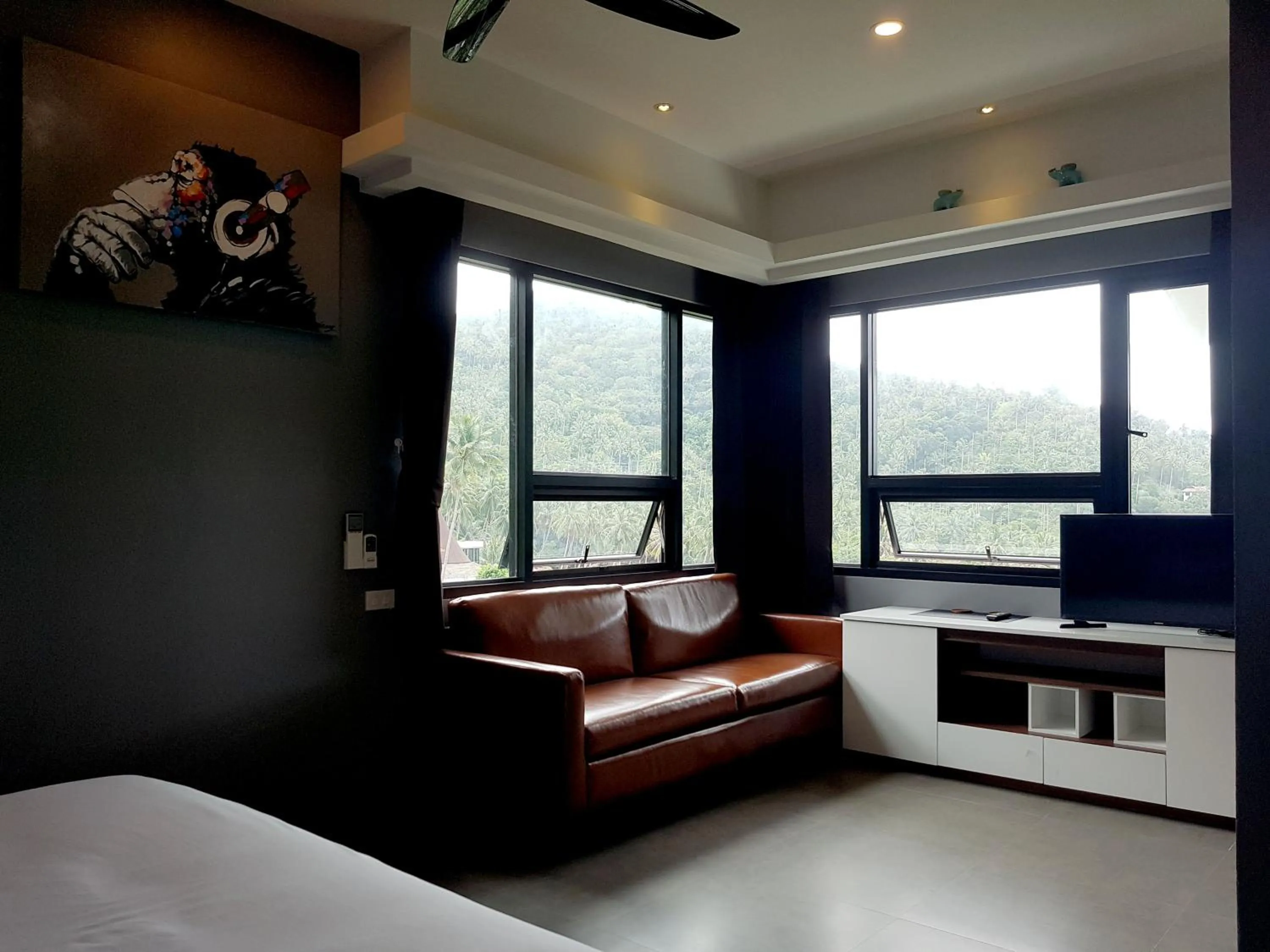 Living room, Bed in Balcony Villa