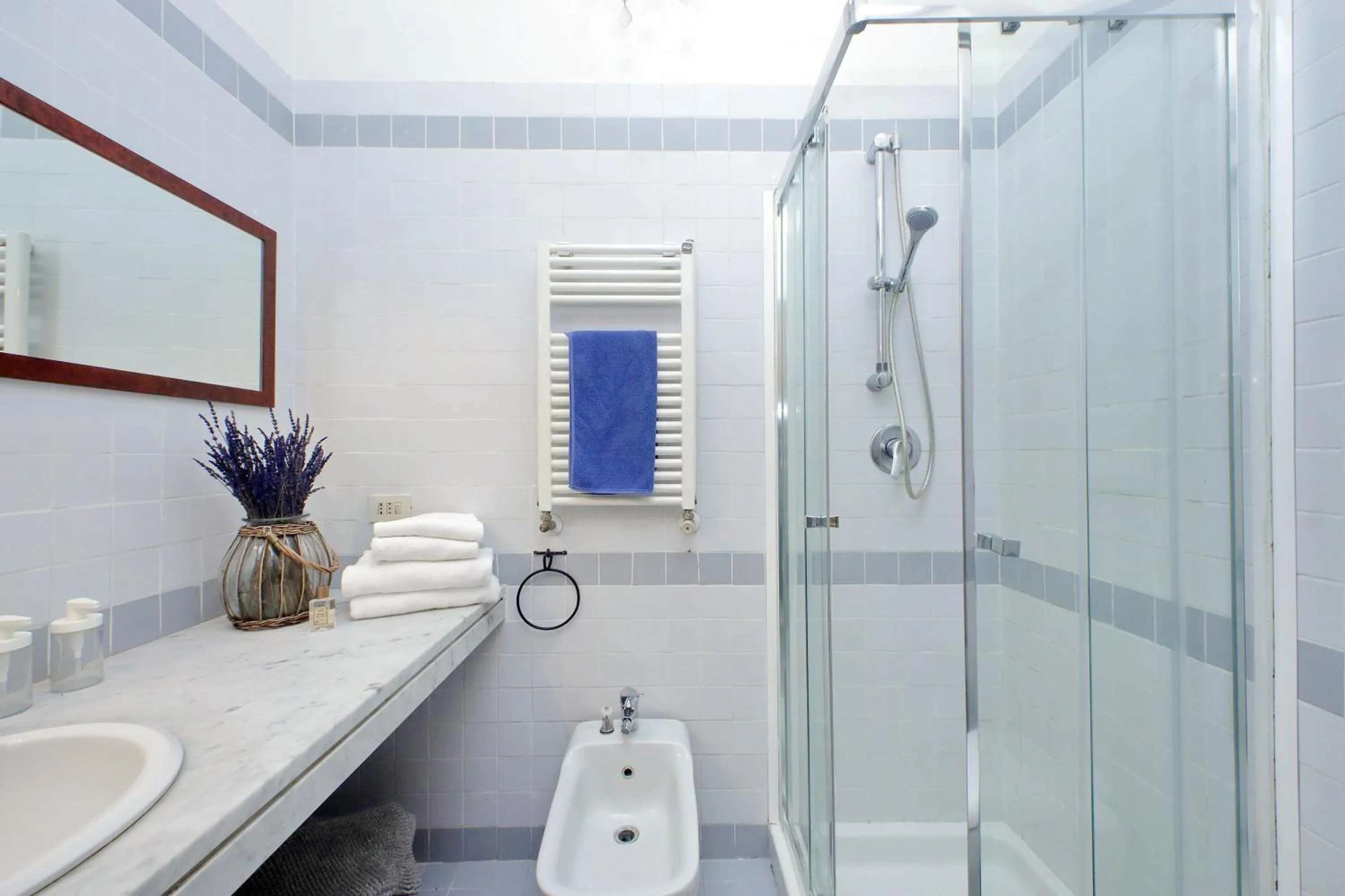 Shower in Bellezza Al Colosseo - B&B & Apts