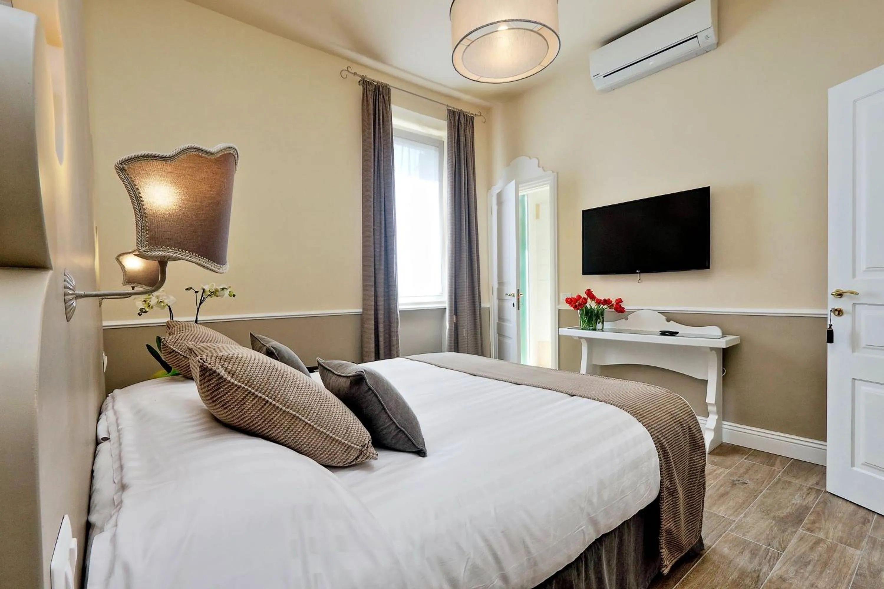 Bed in Bellezza Al Colosseo - B&B & Apts