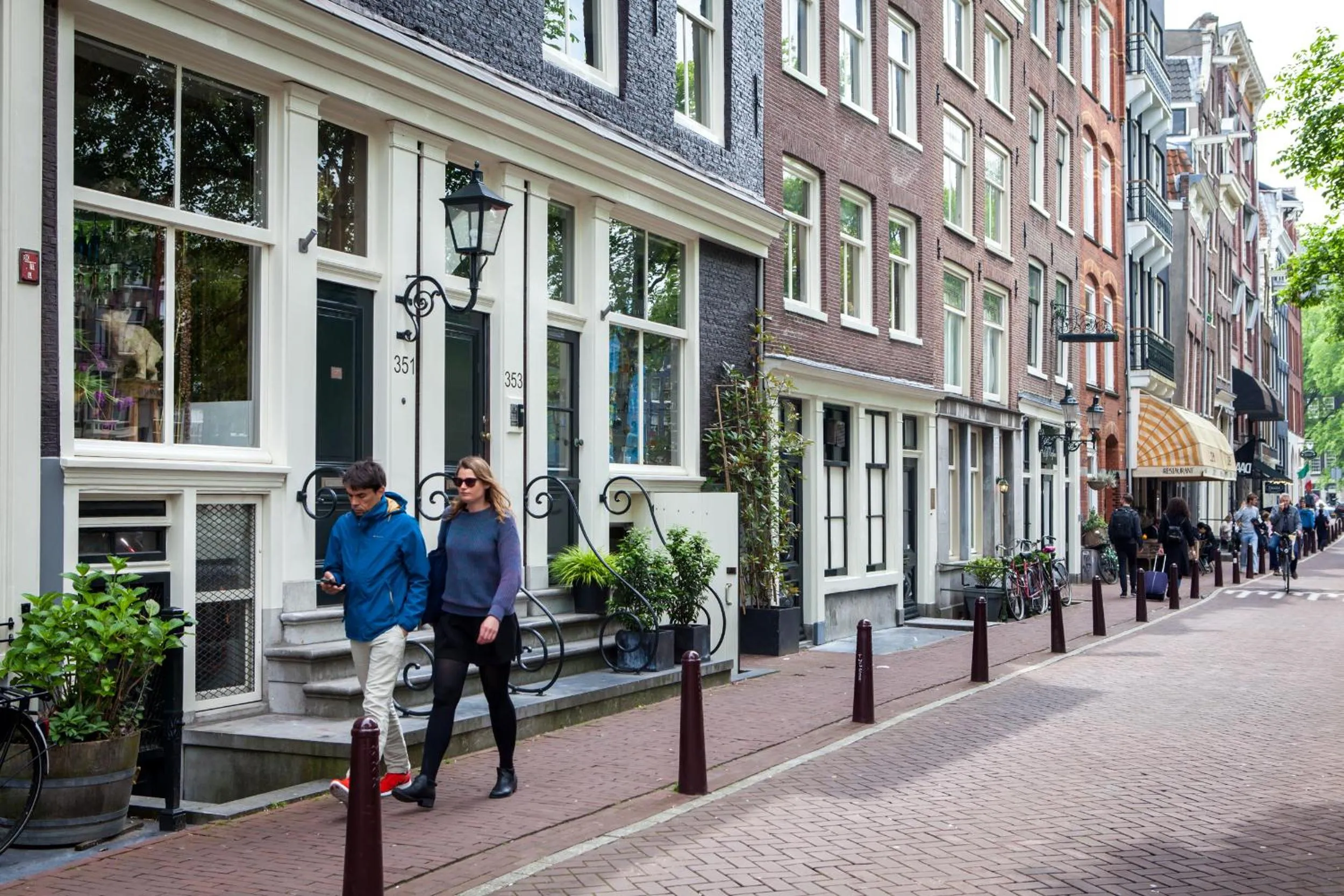 Street view in B&B Singel Amsterdam Centre