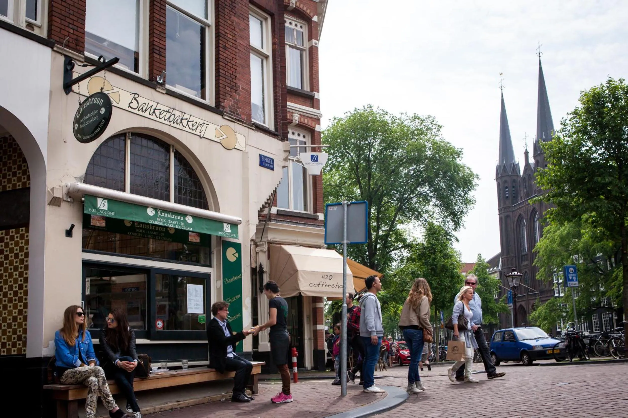 Restaurant/places to eat in B&B Singel Amsterdam Centre