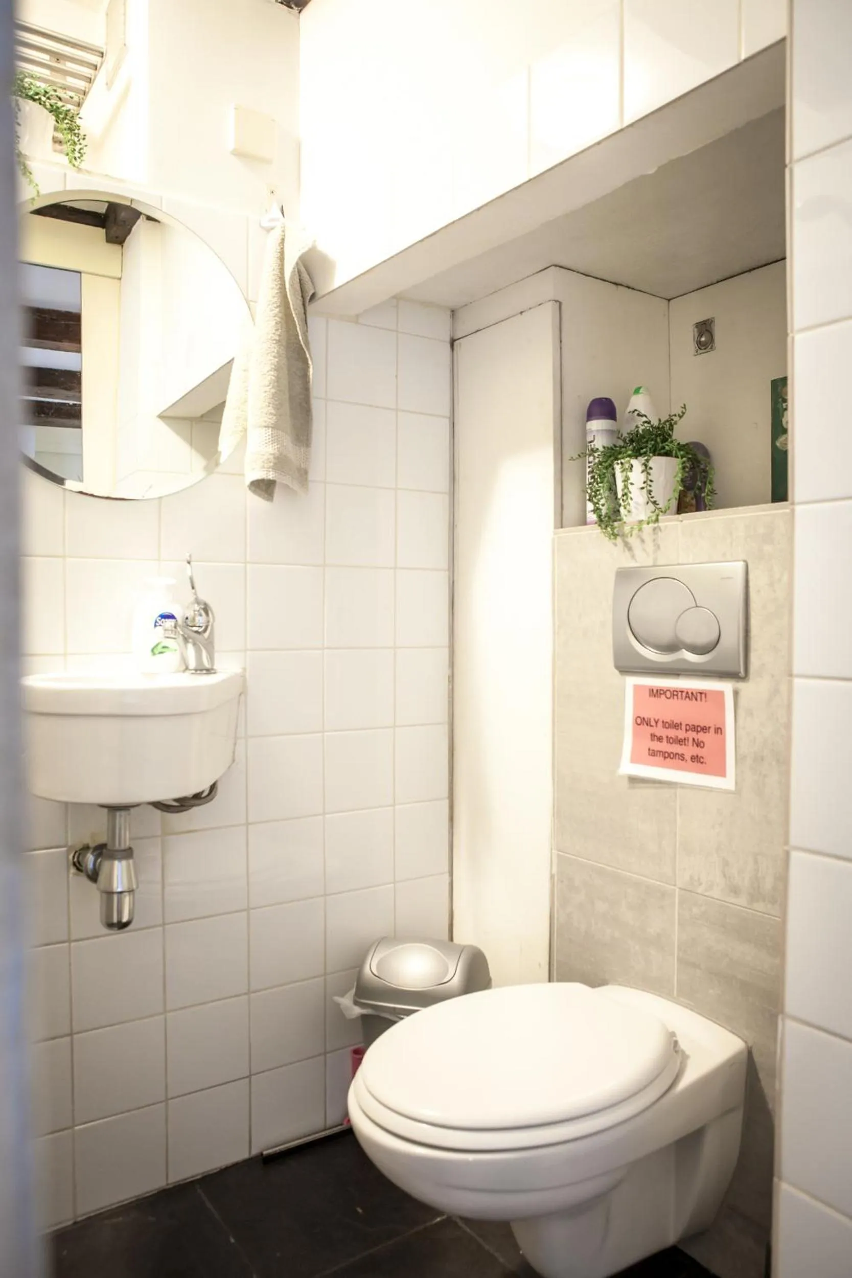 Bathroom in B&B Singel Amsterdam Centre