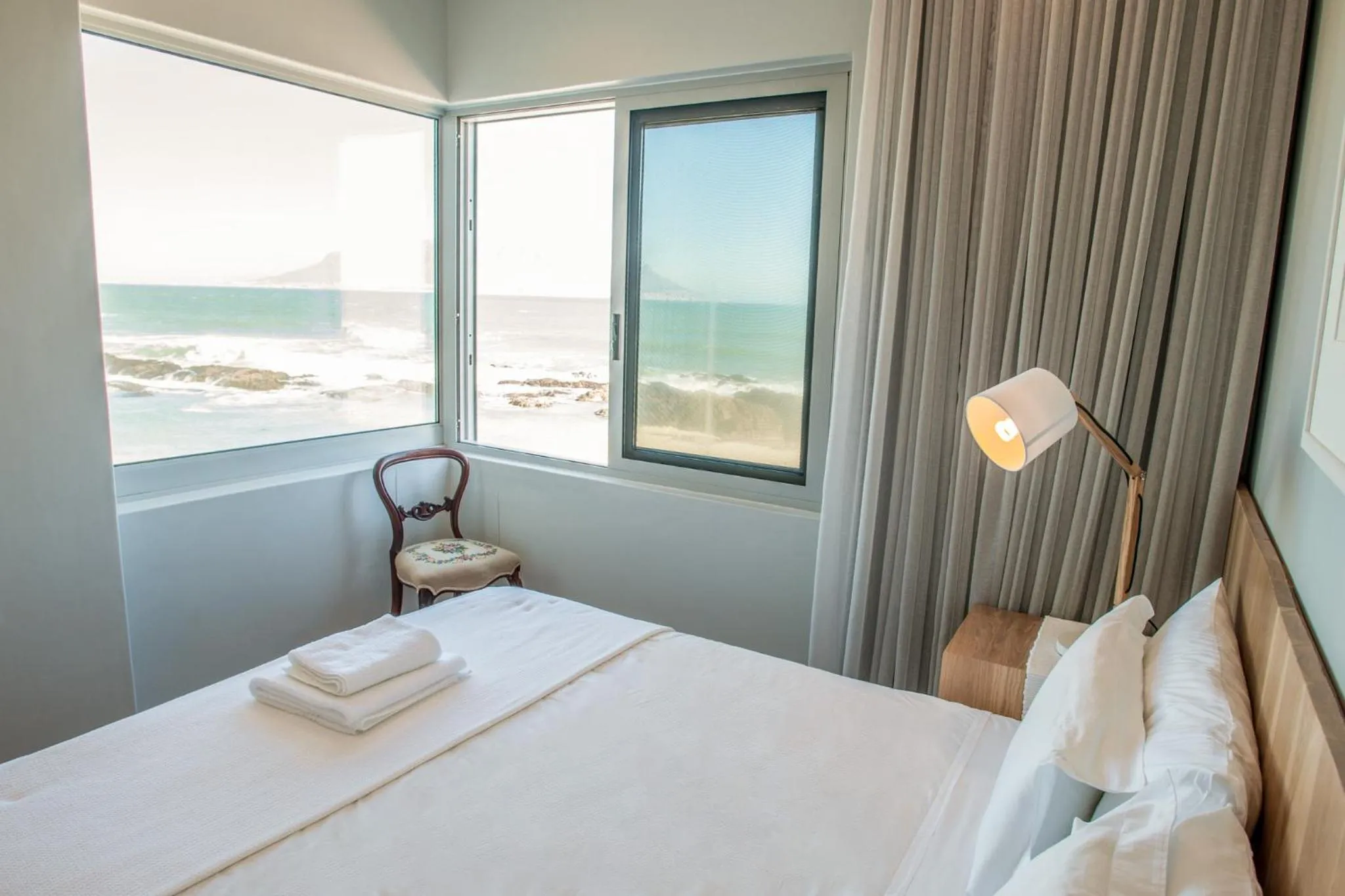 Bedroom, Bed in Bokkombaai