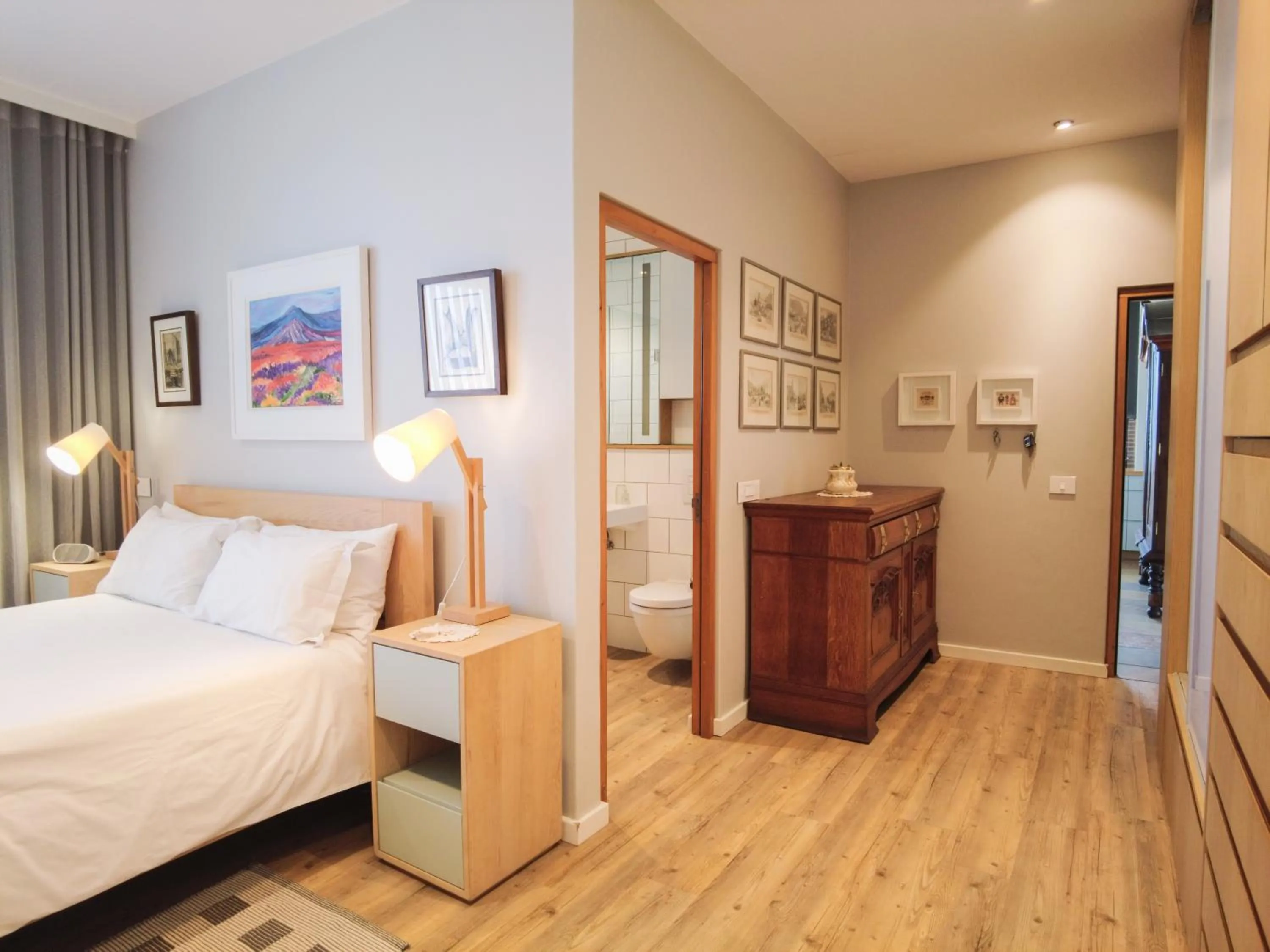 Bathroom, Bed in Bokkombaai