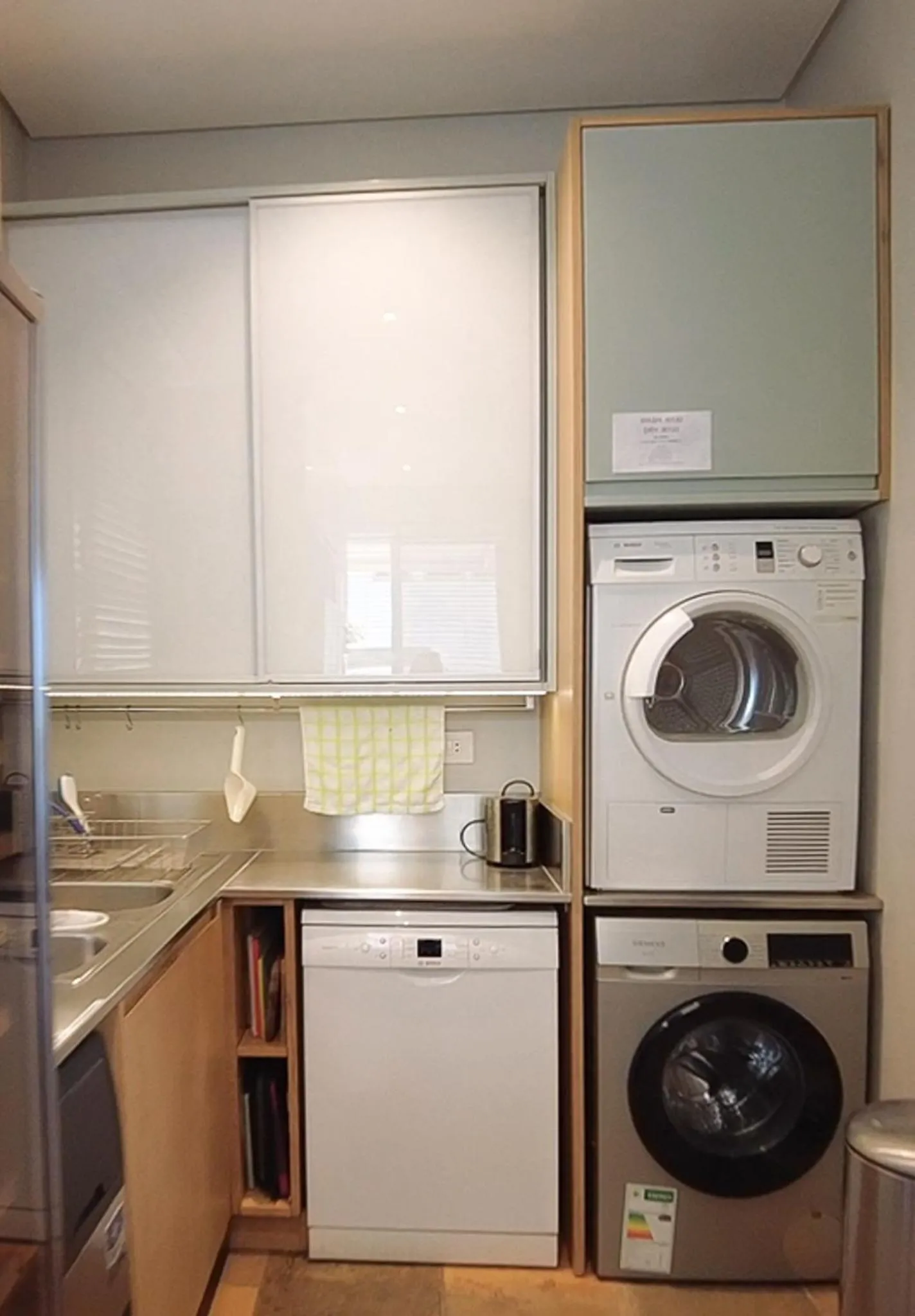 dishwasher in Bokkombaai