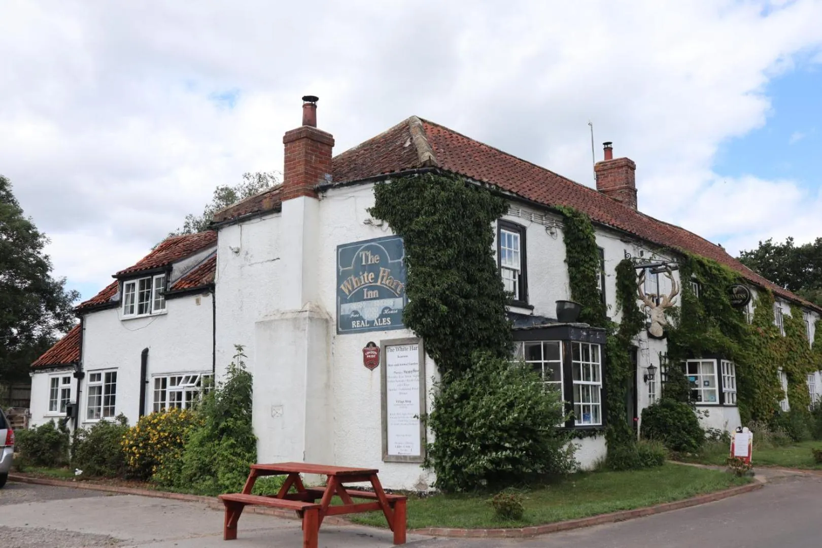 The White Hart Inn