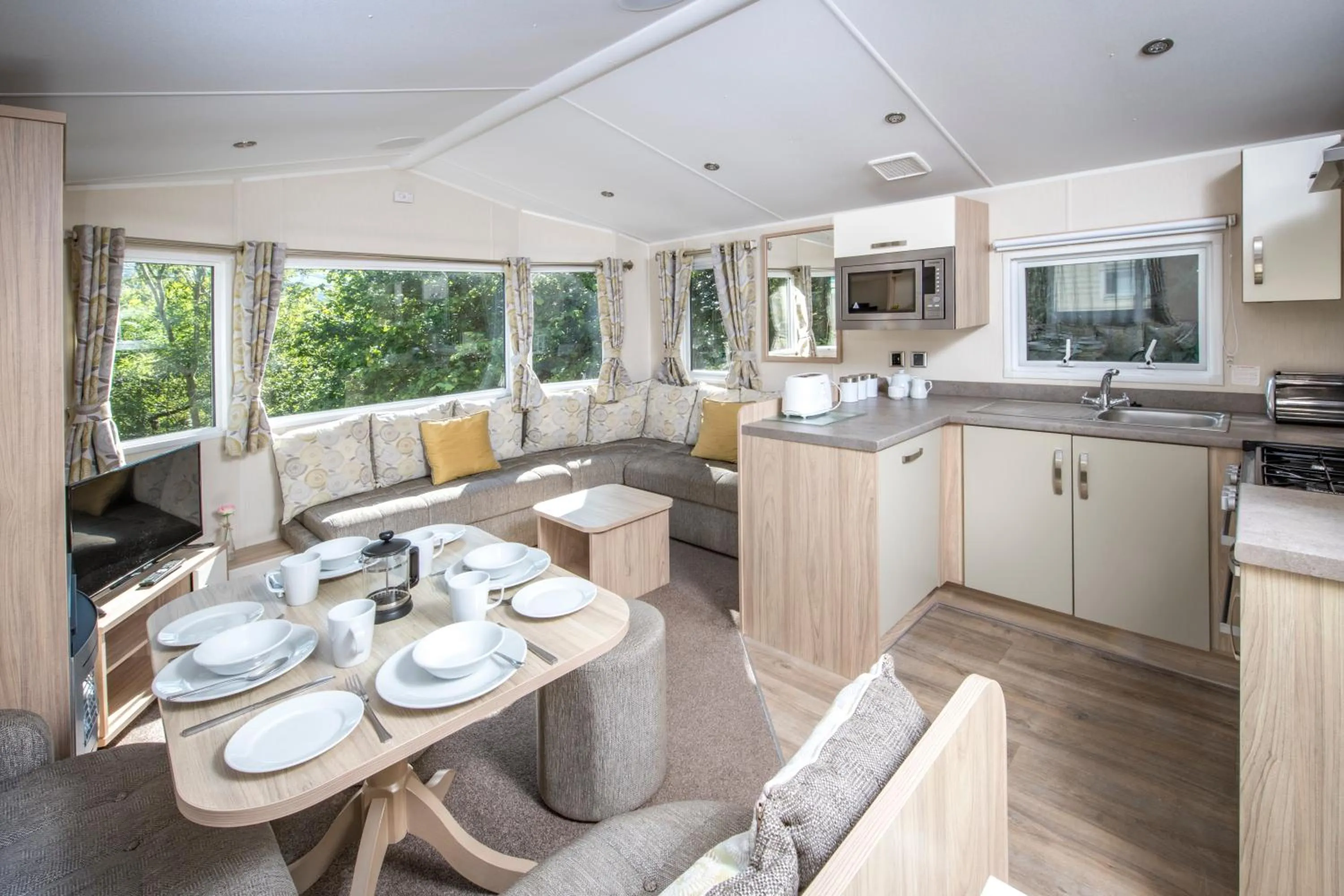 Kitchen or kitchenette in Widemouth Bay Caravan Park