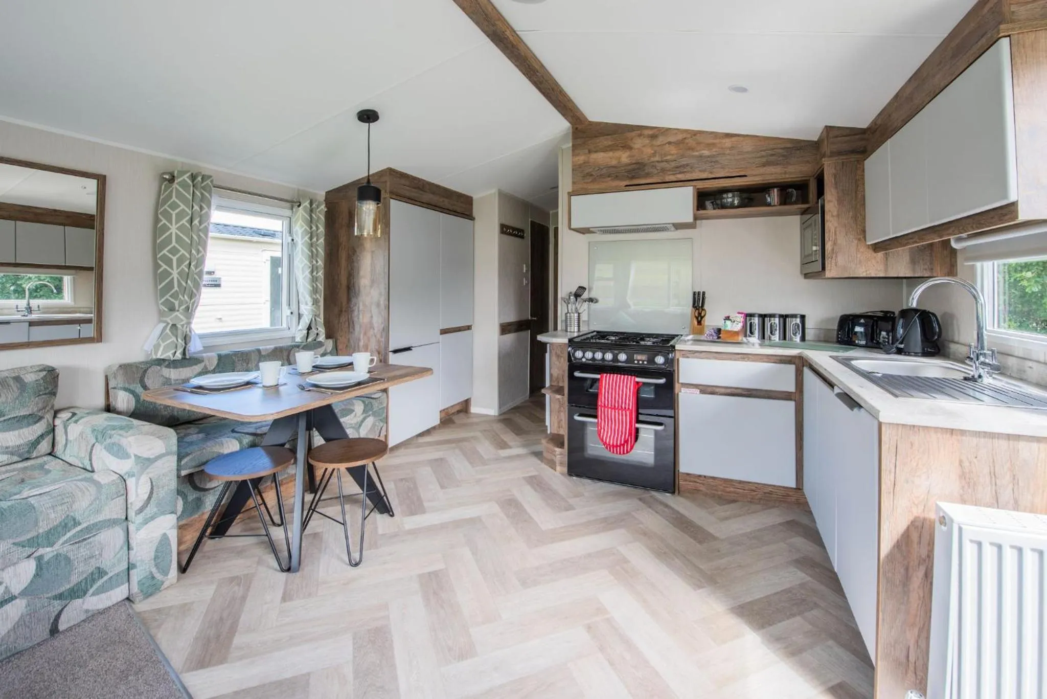 Kitchen or kitchenette in Widemouth Bay Caravan Park