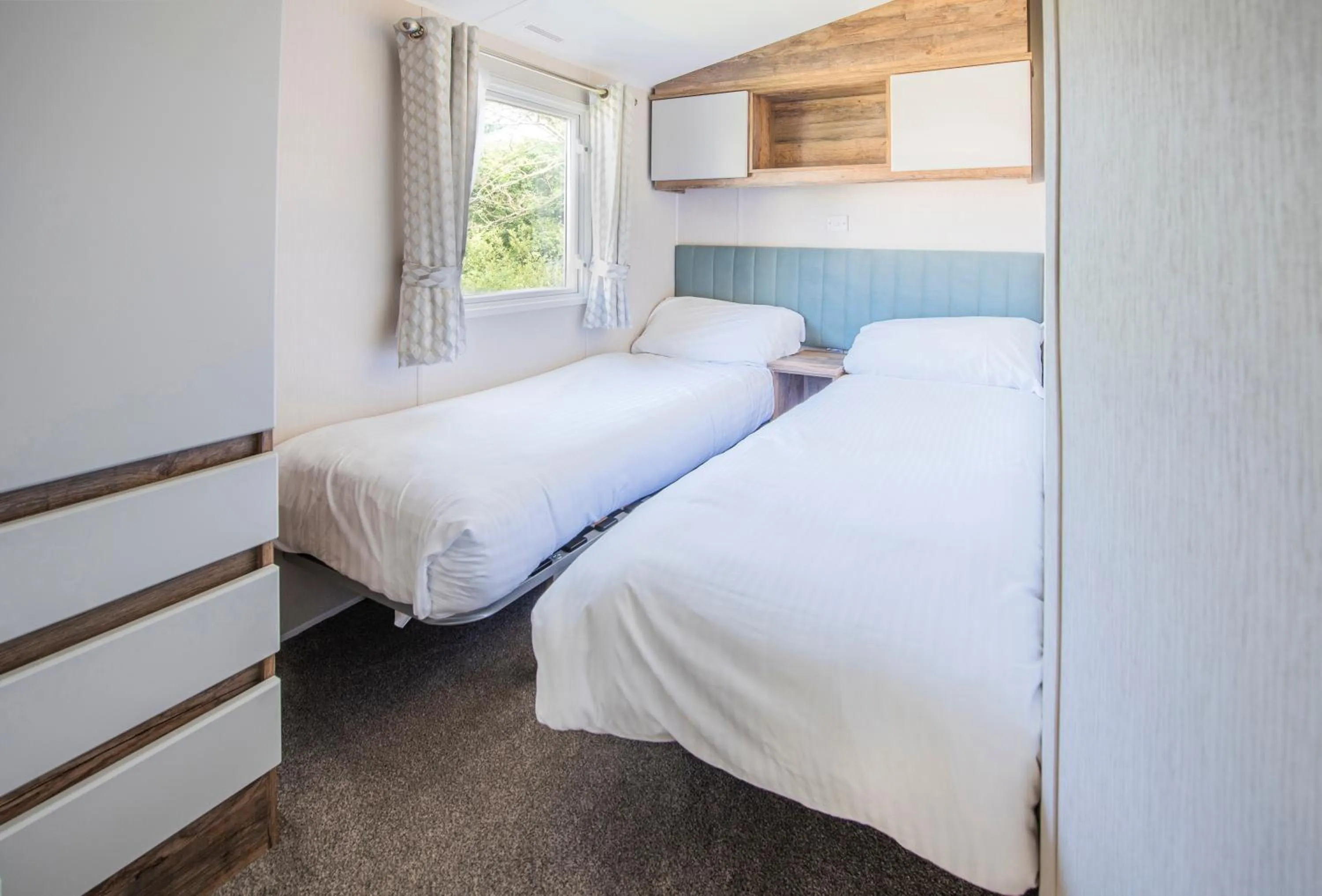 Bedroom, Bed in Widemouth Bay Caravan Park