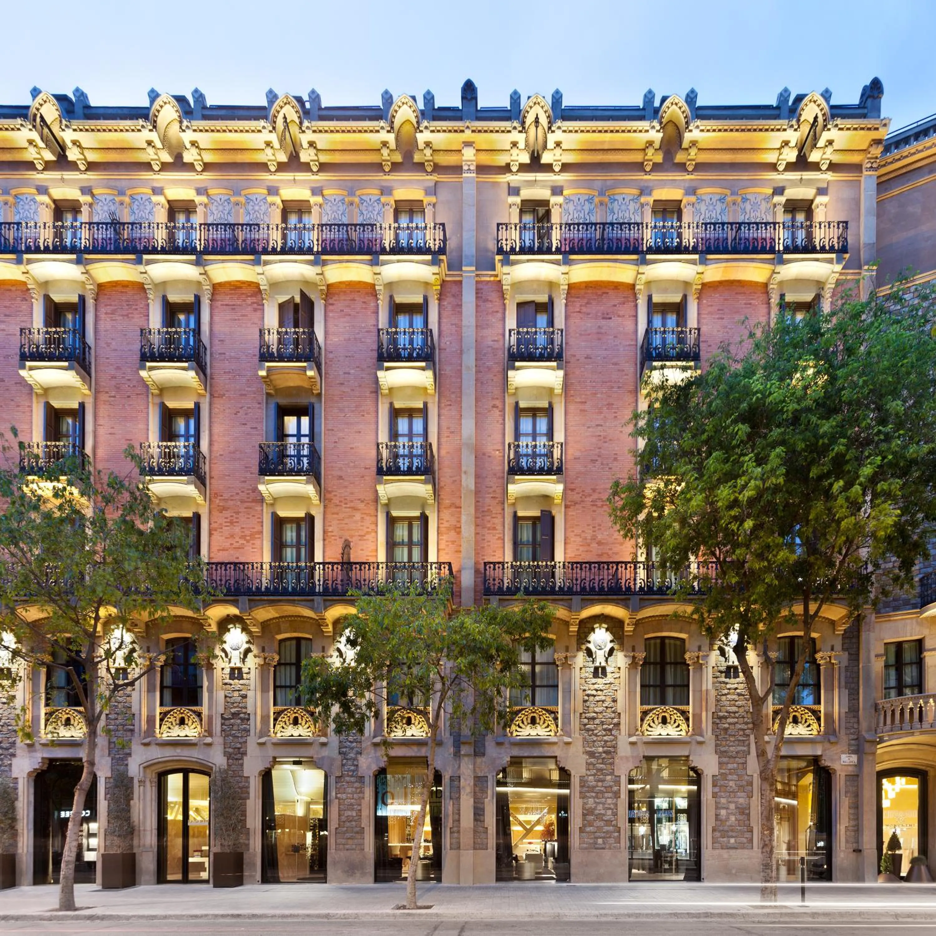 Facade/entrance in Monument Hotel