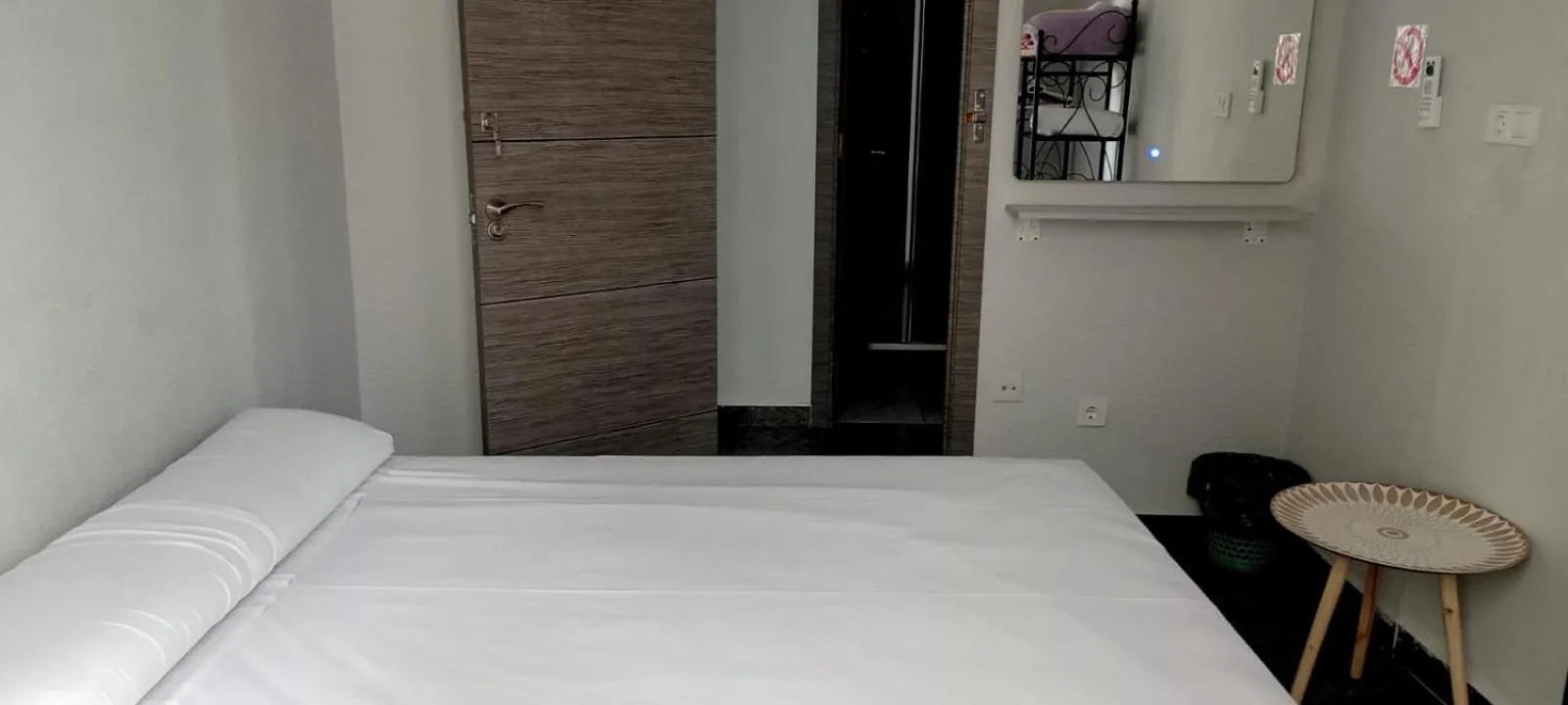 Bed in Old Center Inn Alicante