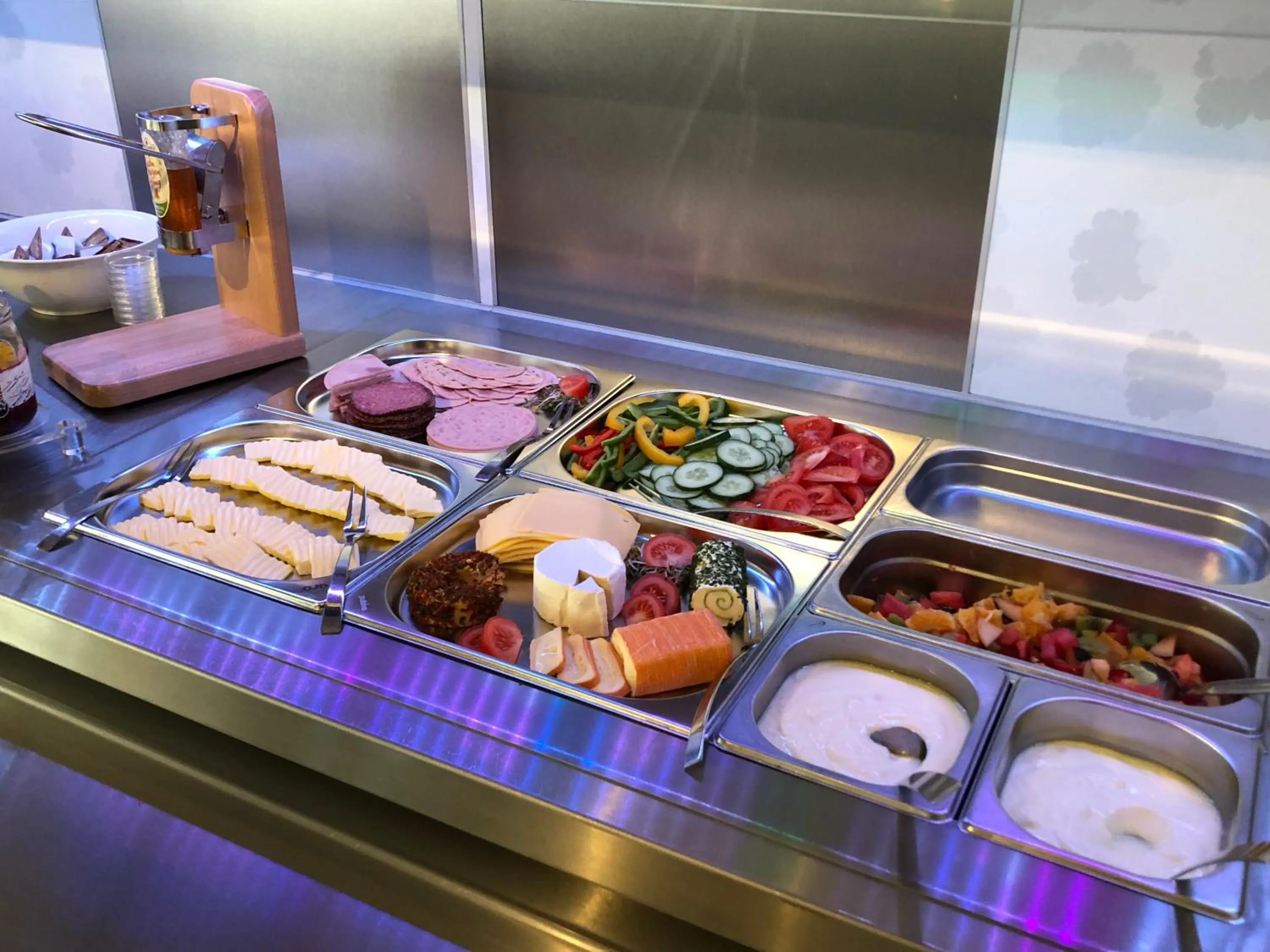 Breakfast in Bergsteiger-Hotel "Grüner Hut"