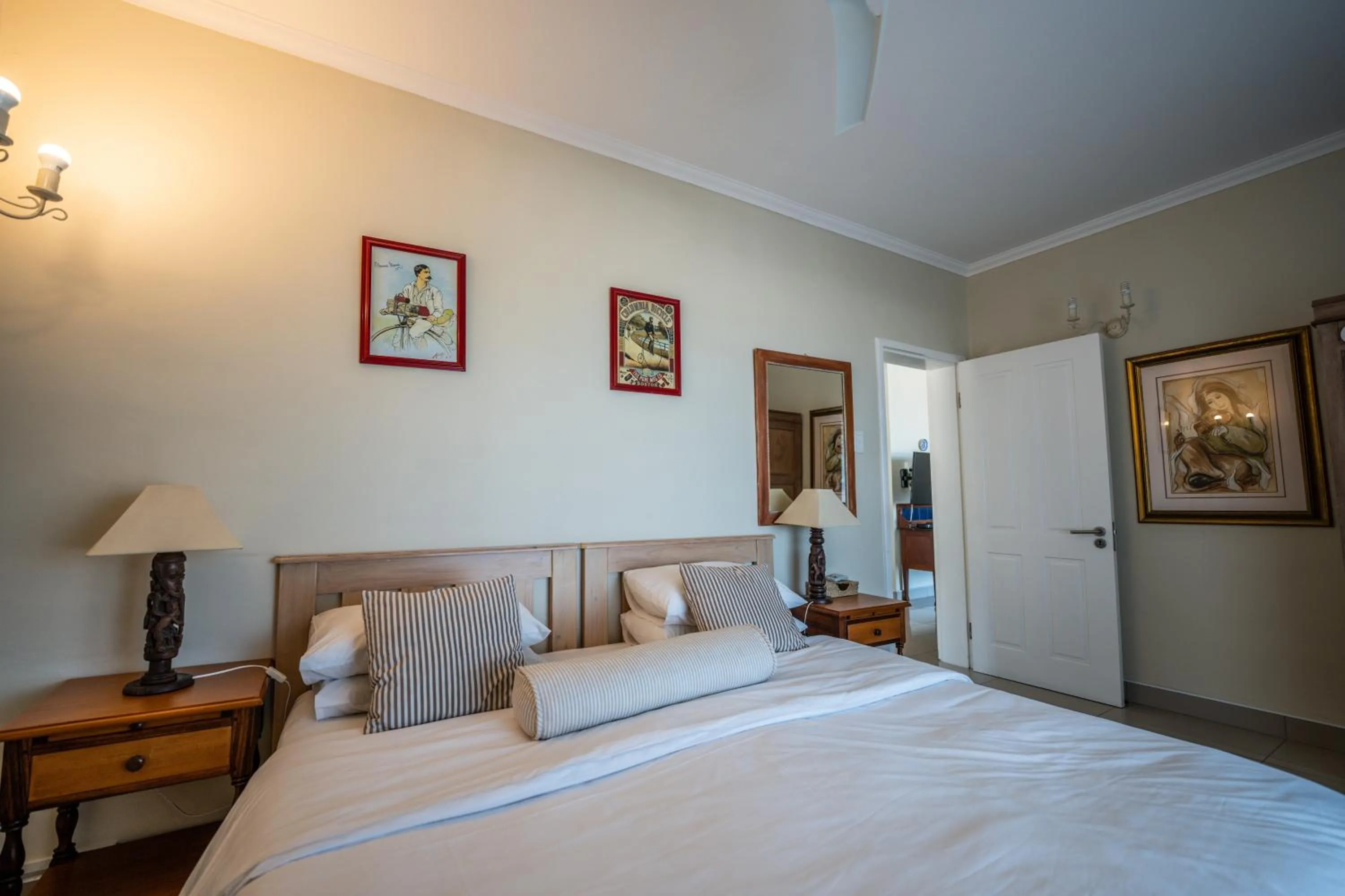 Apartment - single occupancy in The Lookout Guest House