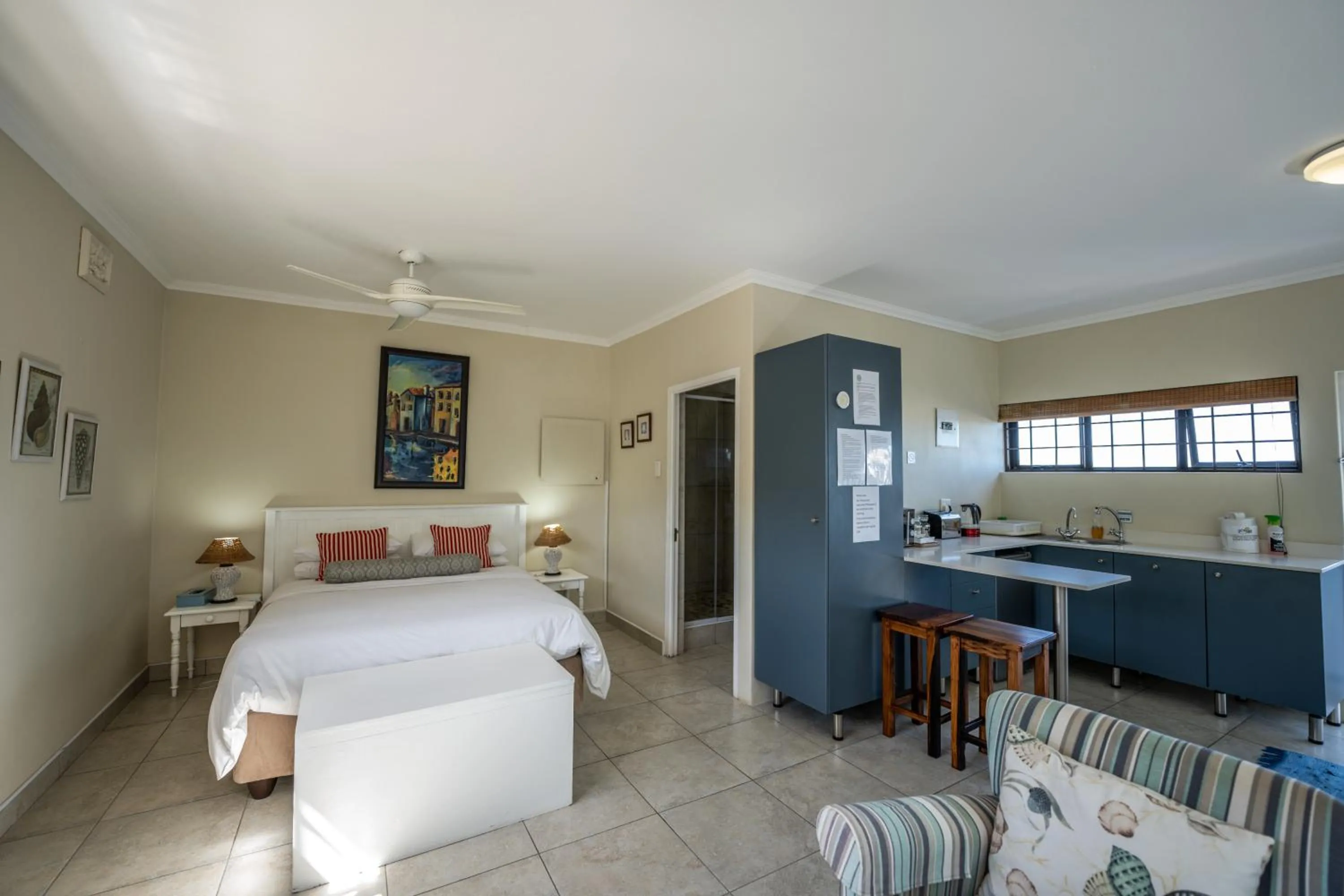 Studio - single occupancy in The Lookout Guest House