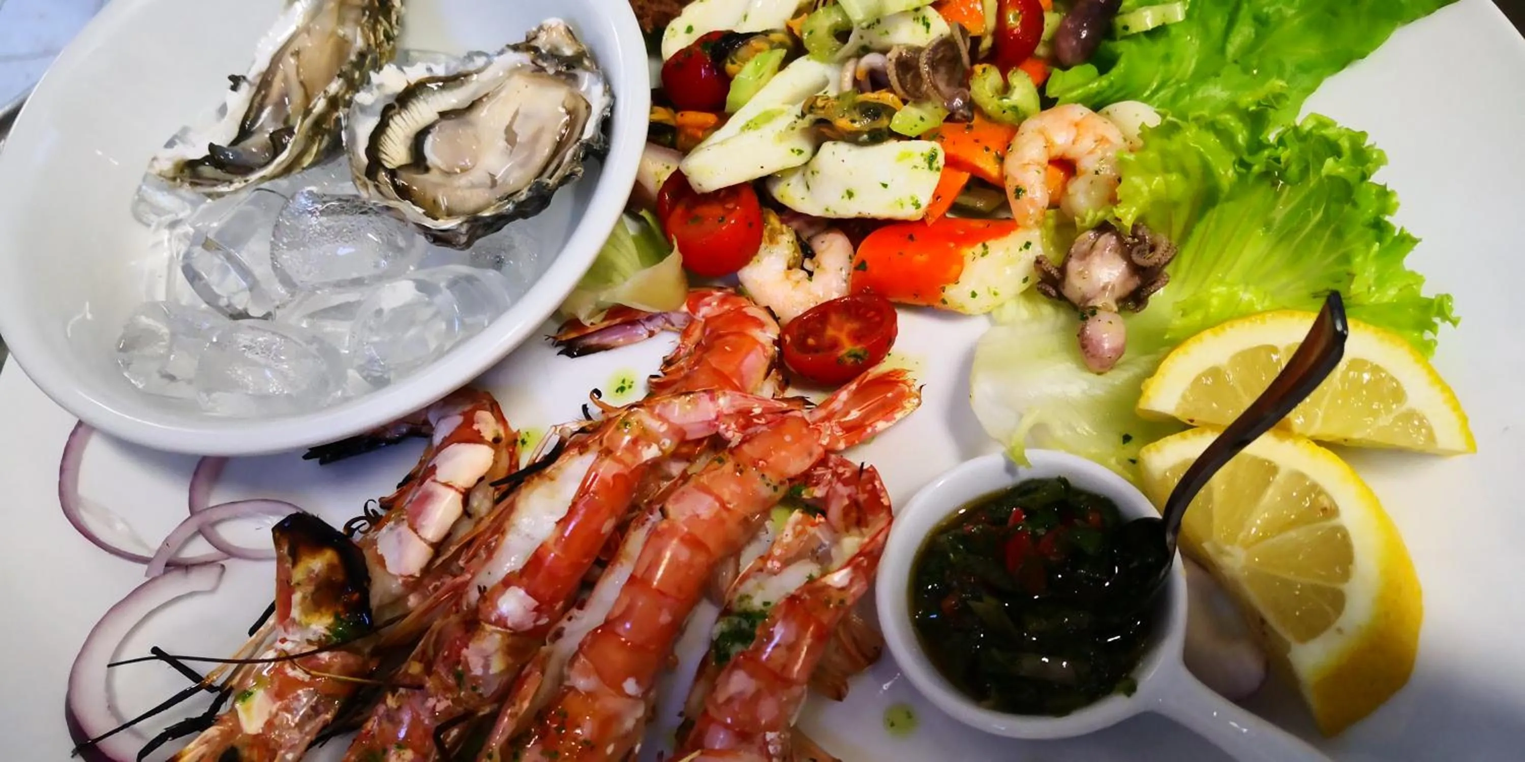 Restaurant/places to eat in Millaenya Inn