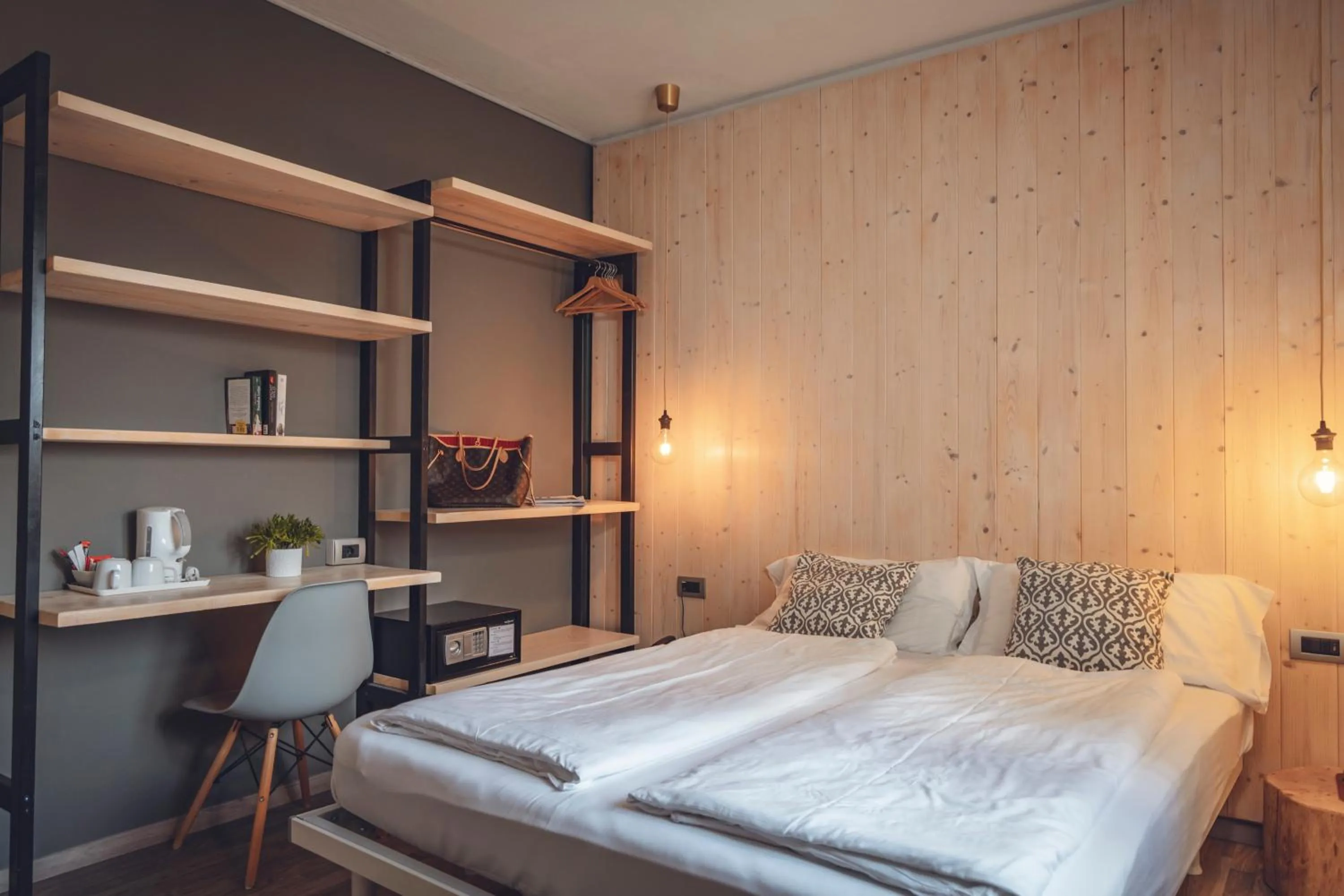 Bedroom, Bed in Boutique Hotel Villa Alberta