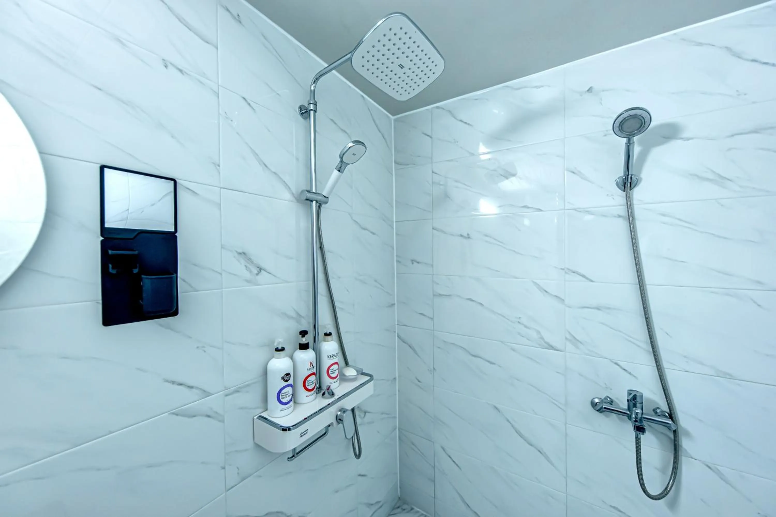 Bathroom in HS Tourist Hotel