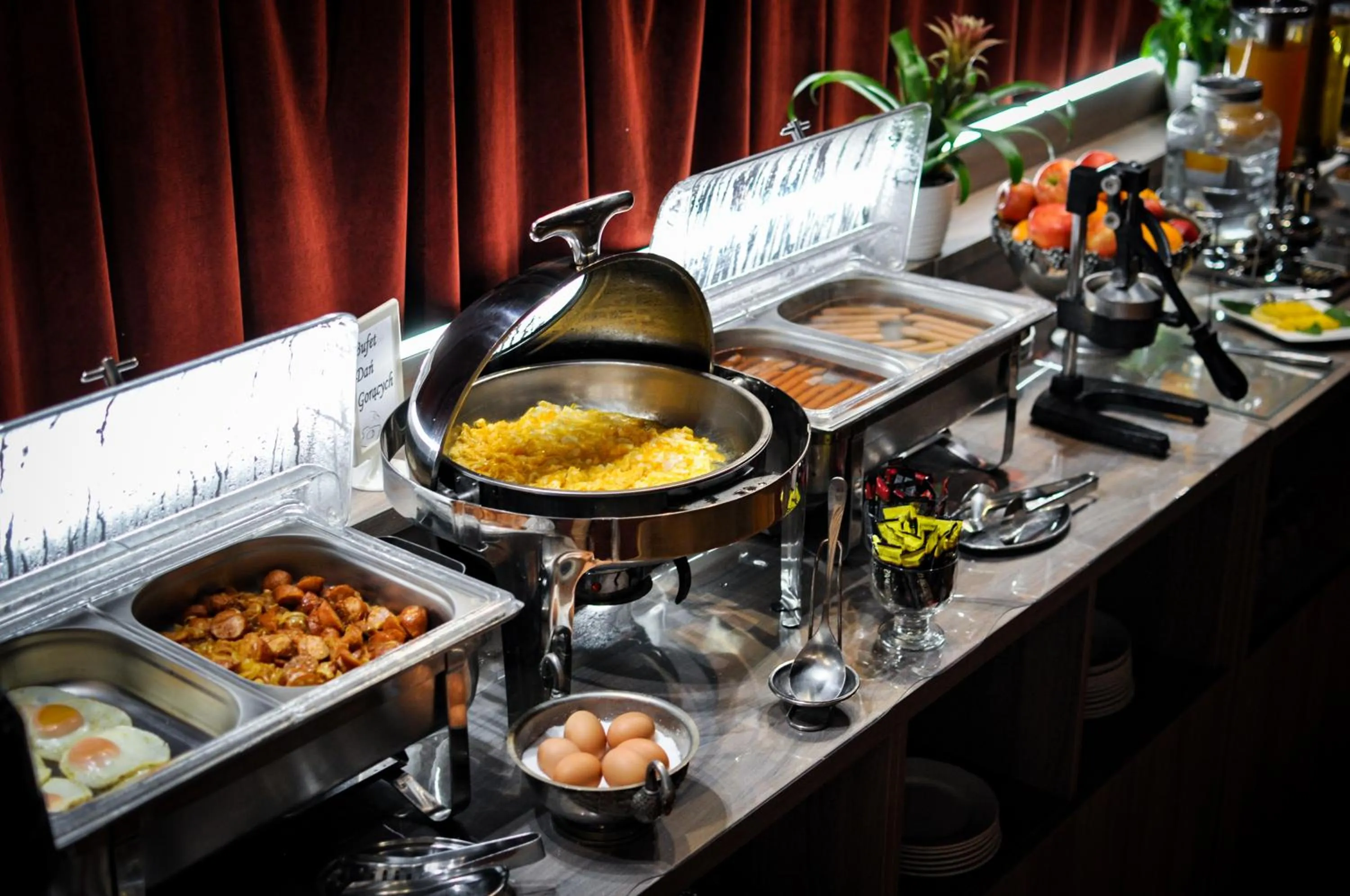 Food and drinks in Hotel Trzy Światy Spa & Wellness Rajska WySpa