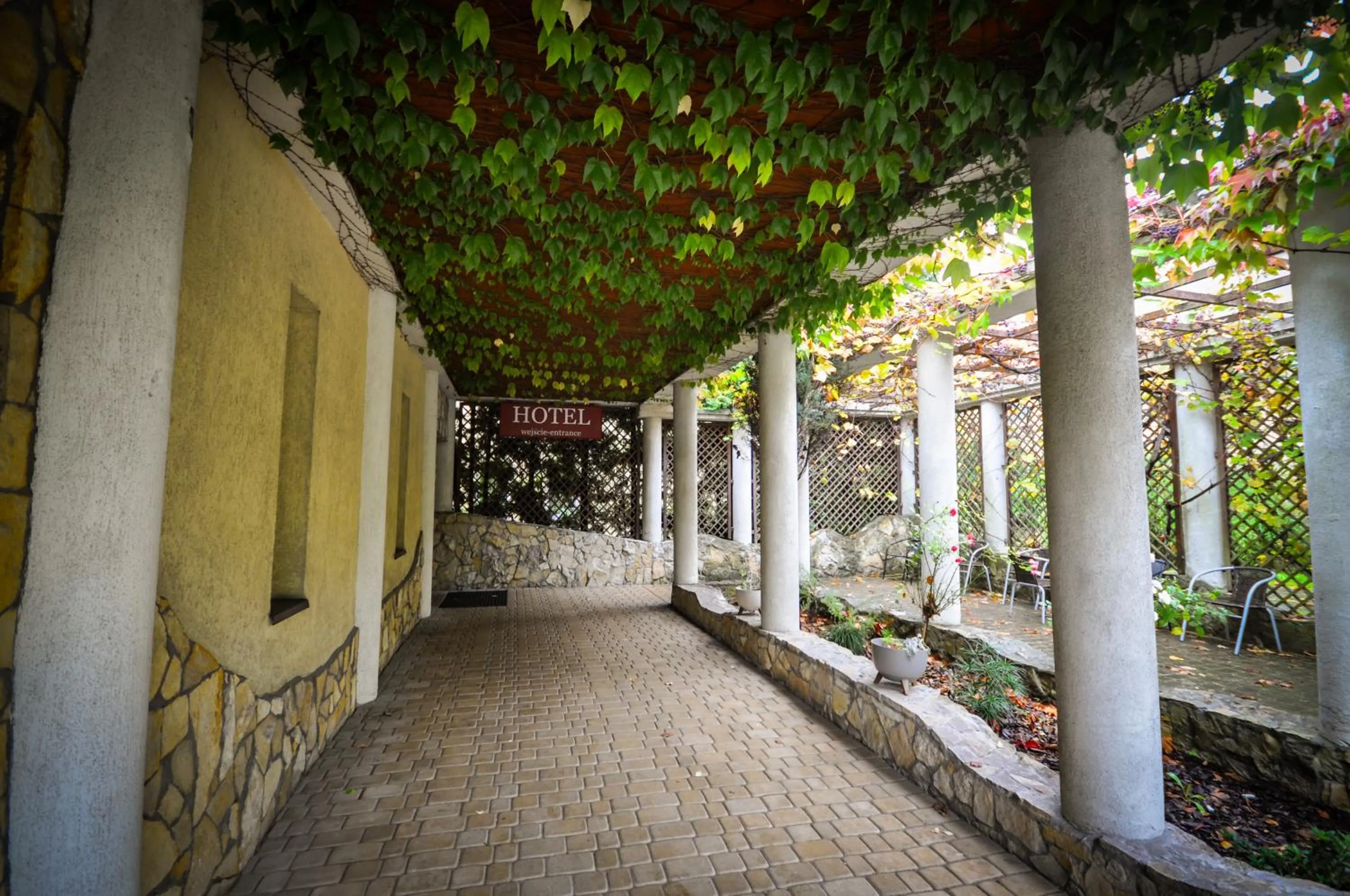 Garden in Hotel Trzy Światy Spa & Wellness Rajska WySpa