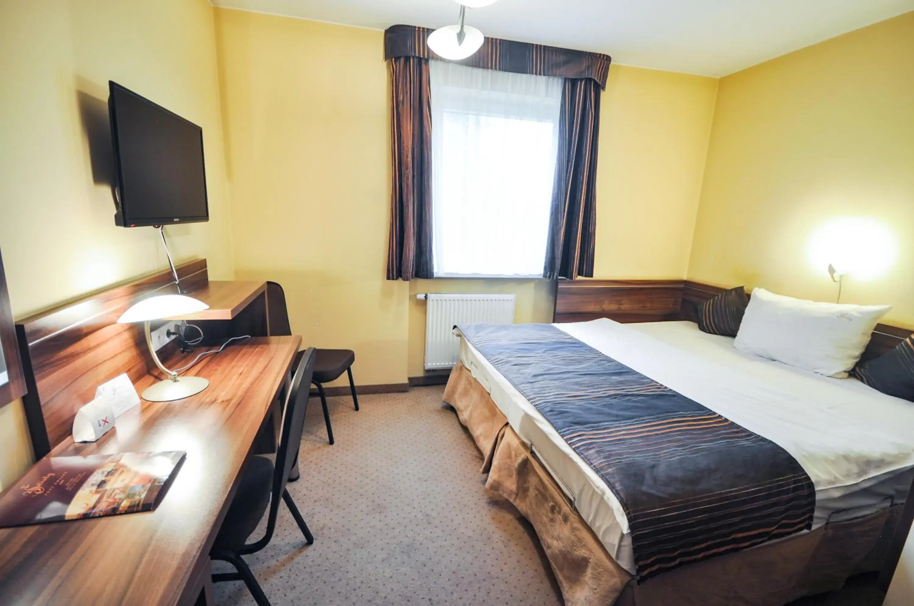 Standard Double Room in Hotel Trzy Światy Spa & Wellness Rajska WySpa Standard Double Room in Hotel Trzy Światy Spa & Wellness Rajska WySpa