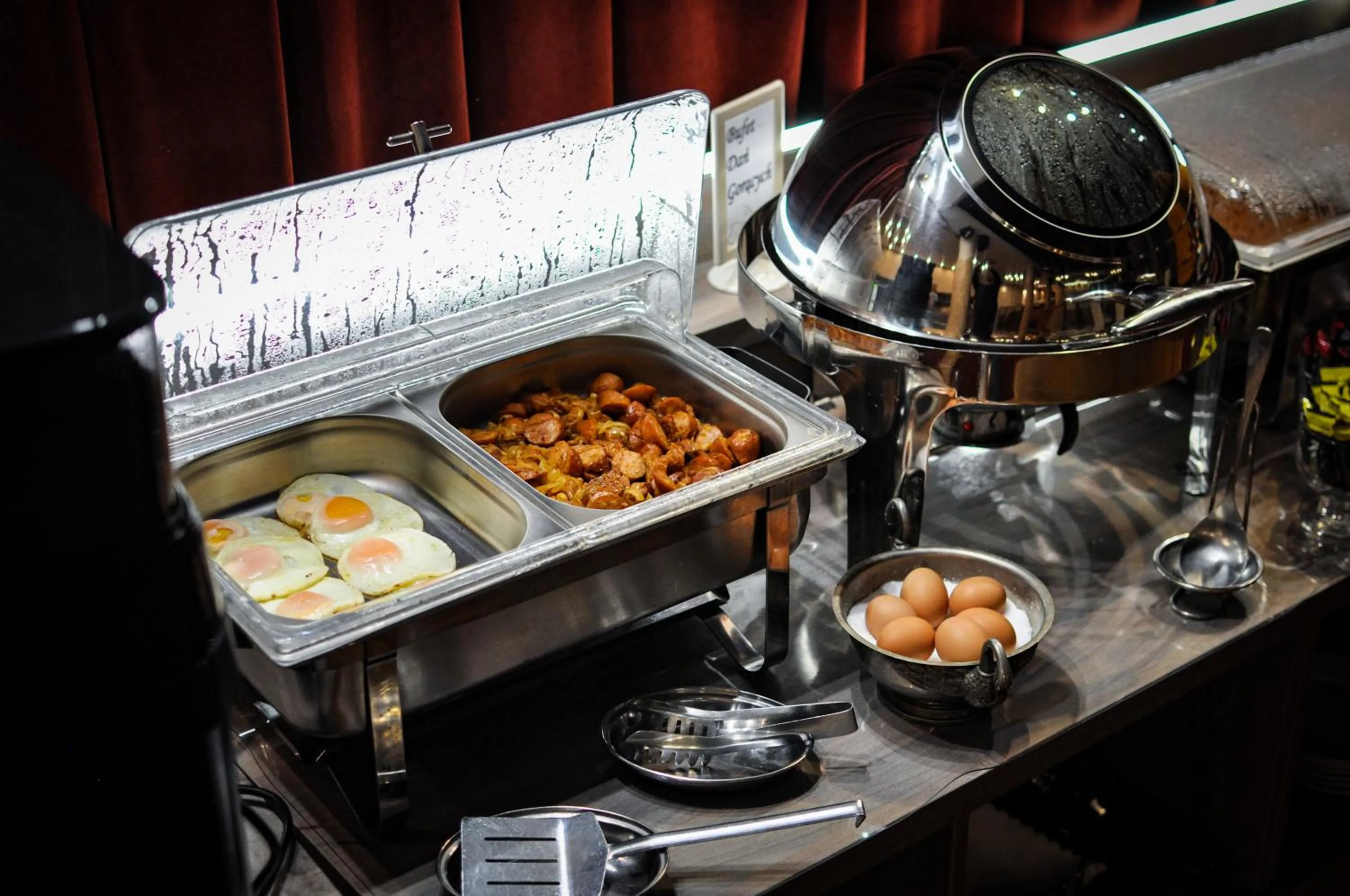Buffet breakfast in Hotel Trzy Światy Spa & Wellness Rajska WySpa