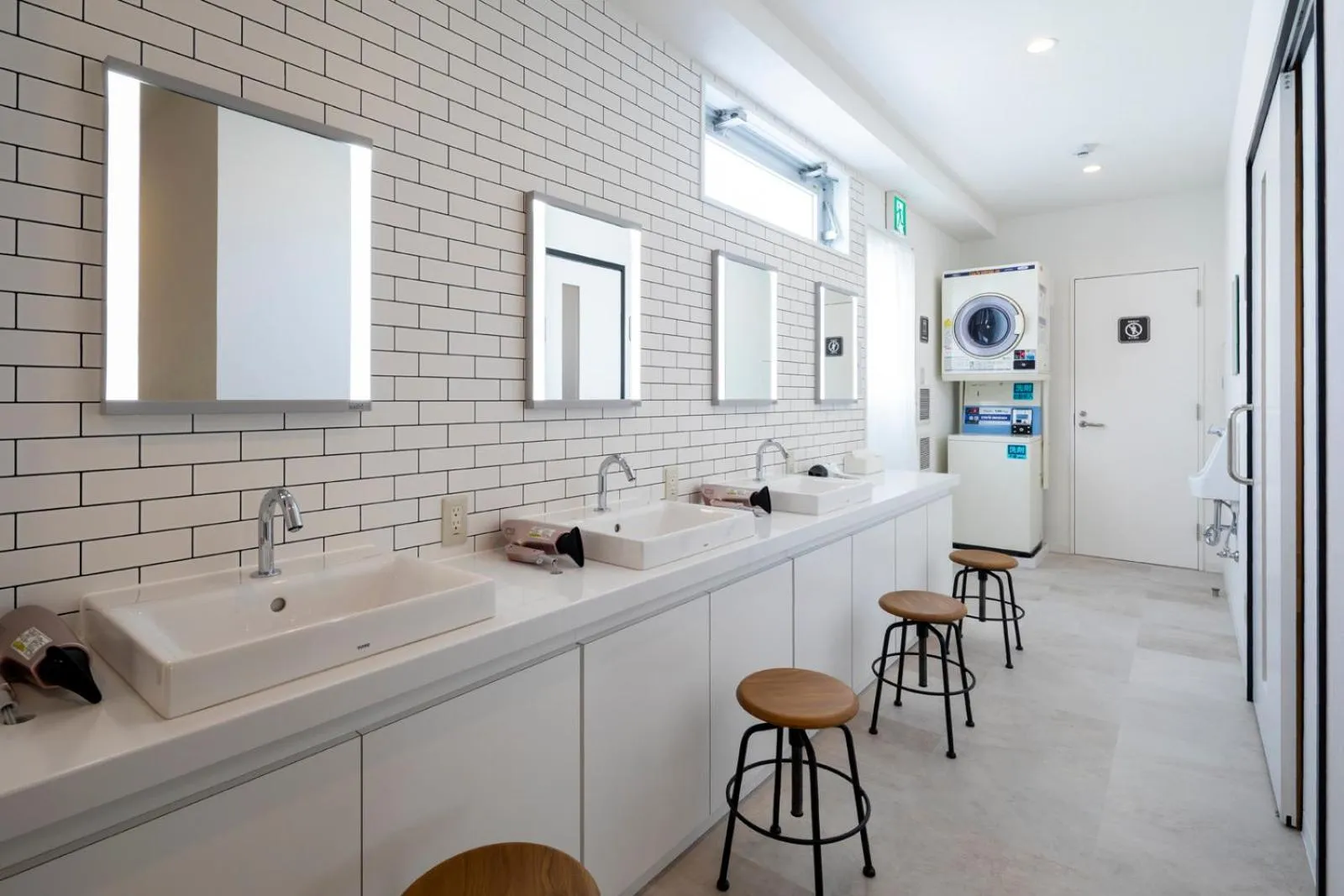 Capsule Hotel Cube Hiroshima